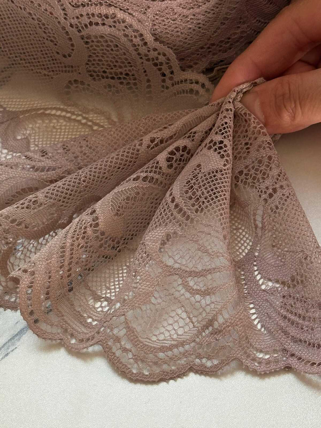 Dusty Rose Mauve Floral Wide Stretch Lace Trim by the Yard, Soft Scalloped Elastic Ribbon for Lingerie Apparel, 4.5"