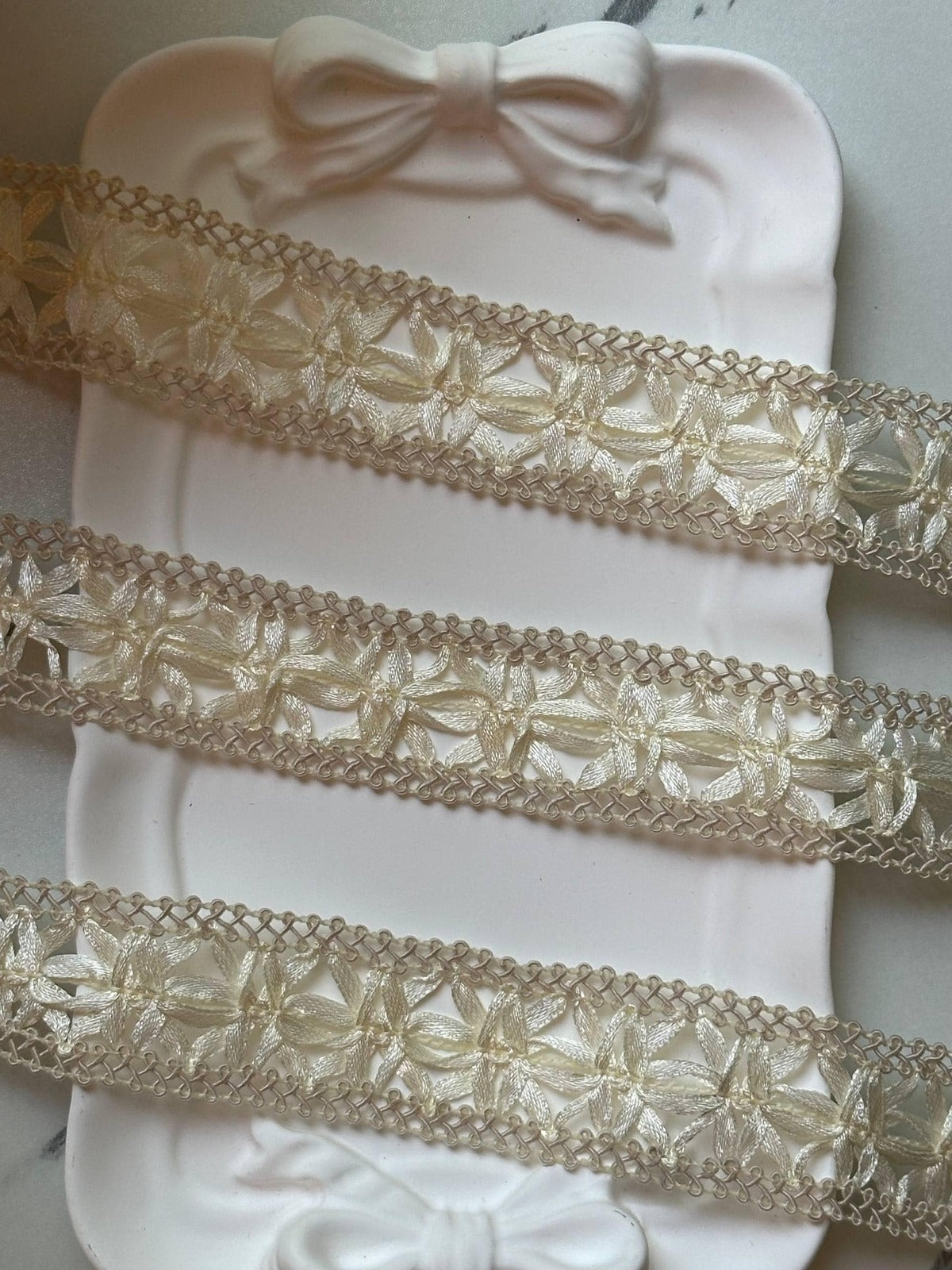 Cream Vanilla Floral Embroidered Ribbon Lace Trim by the Yard, Narrow Insertion Ribbon for Bridal Lingerie Garment Crafts, 1"