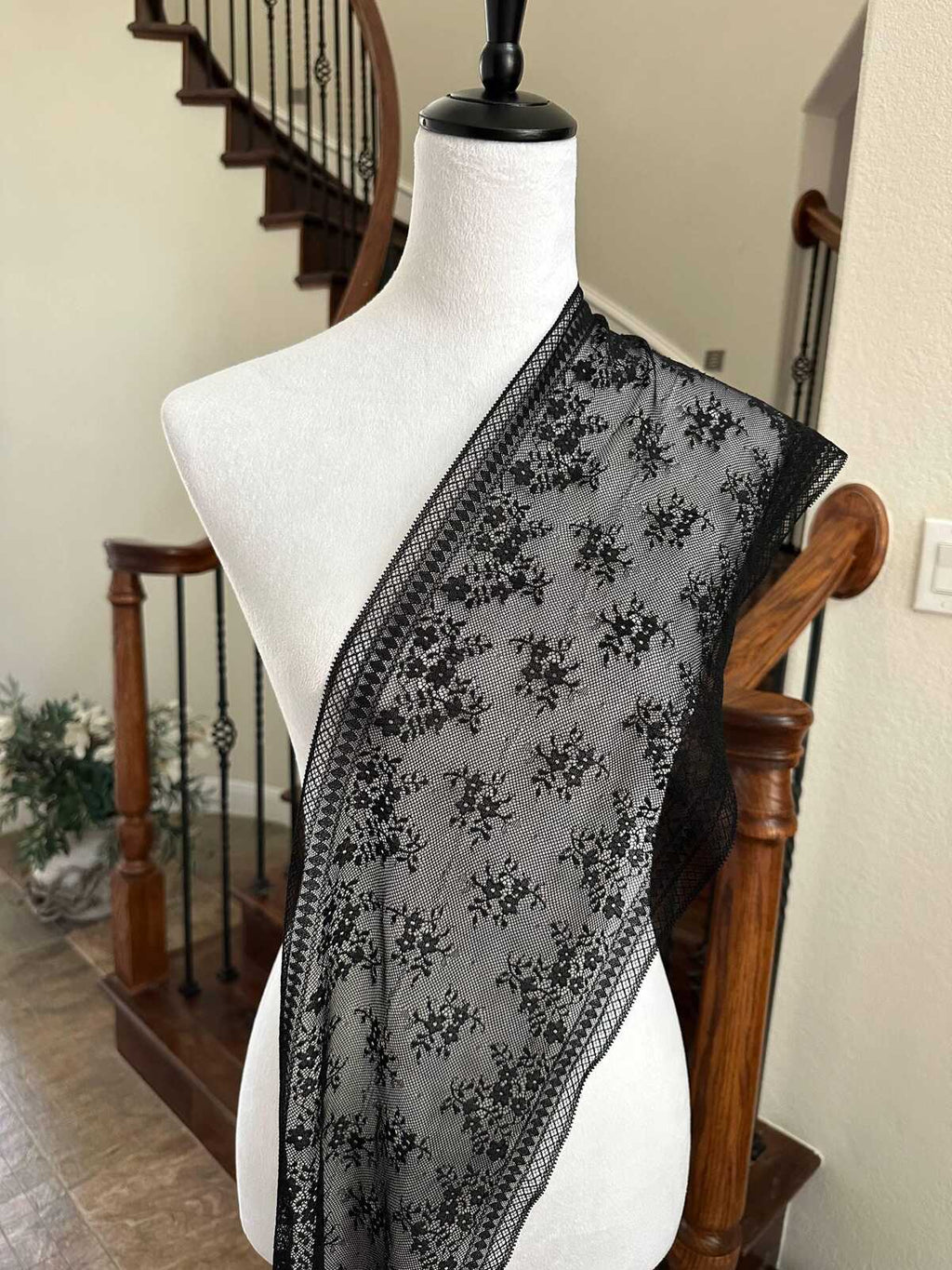Classic Onyx Black Floral Slight Stretch Lace Trim Symmetrical Double Edge Extra Wide Galloon Ribbon for Corsets Gowns Crafts, 8.5"