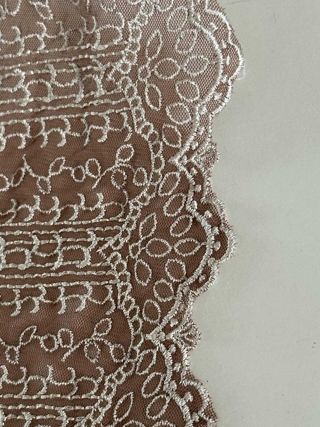 10yds Mocha Brown Cream Lace Trim, 4.5" Embroidered Ribbon, Bulk Clearance Coquette Y2K Lace, Garment Trim, DIY Sewing, Retail Wholesale