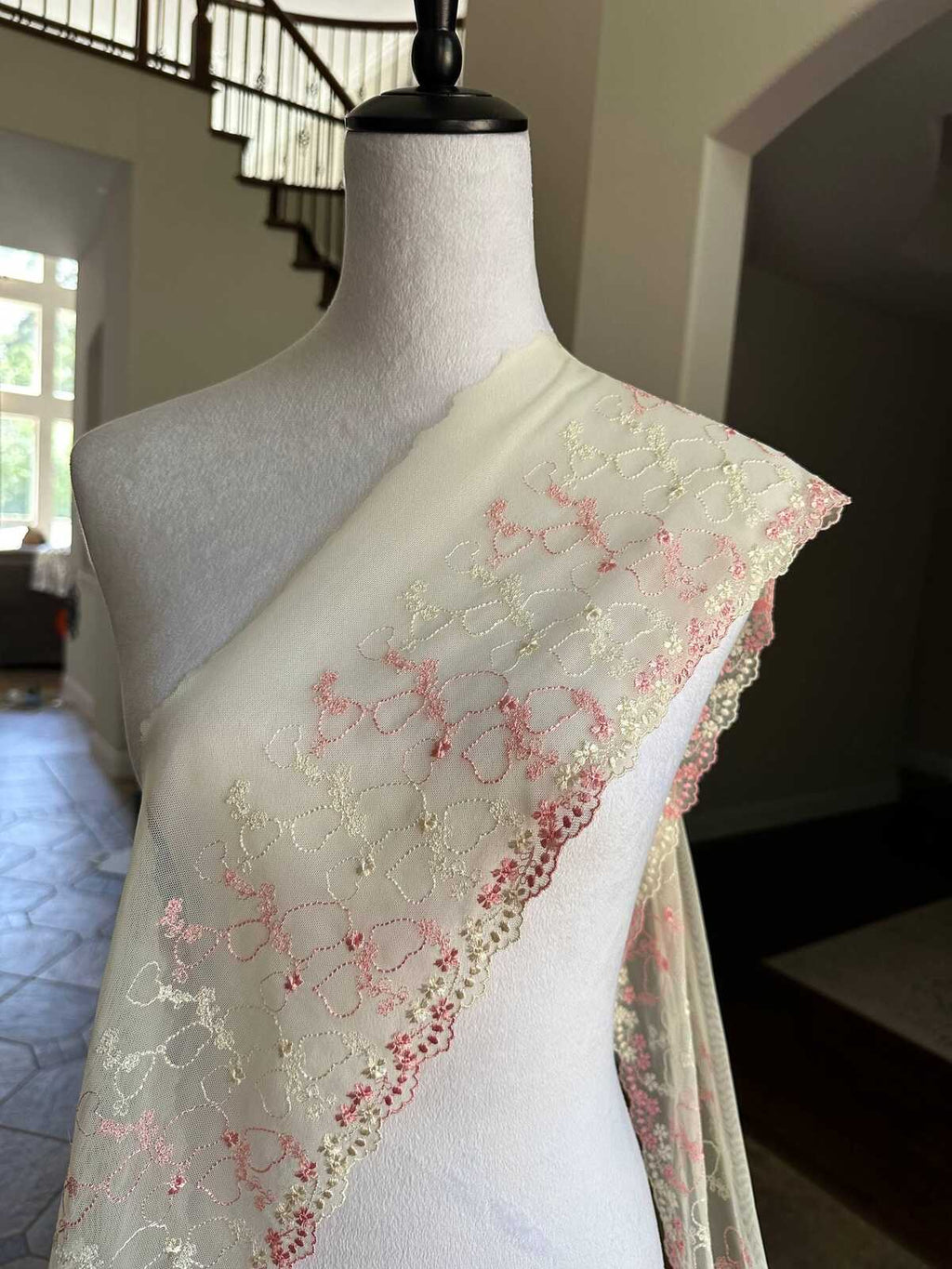Two Tone Cream & Pink Hearts Embroidered Mesh Tulle Lace Trim Single Scalloped Edge Non Stretch Ribbon for Gowns Lingerie Crafts Sewing,6.5"
