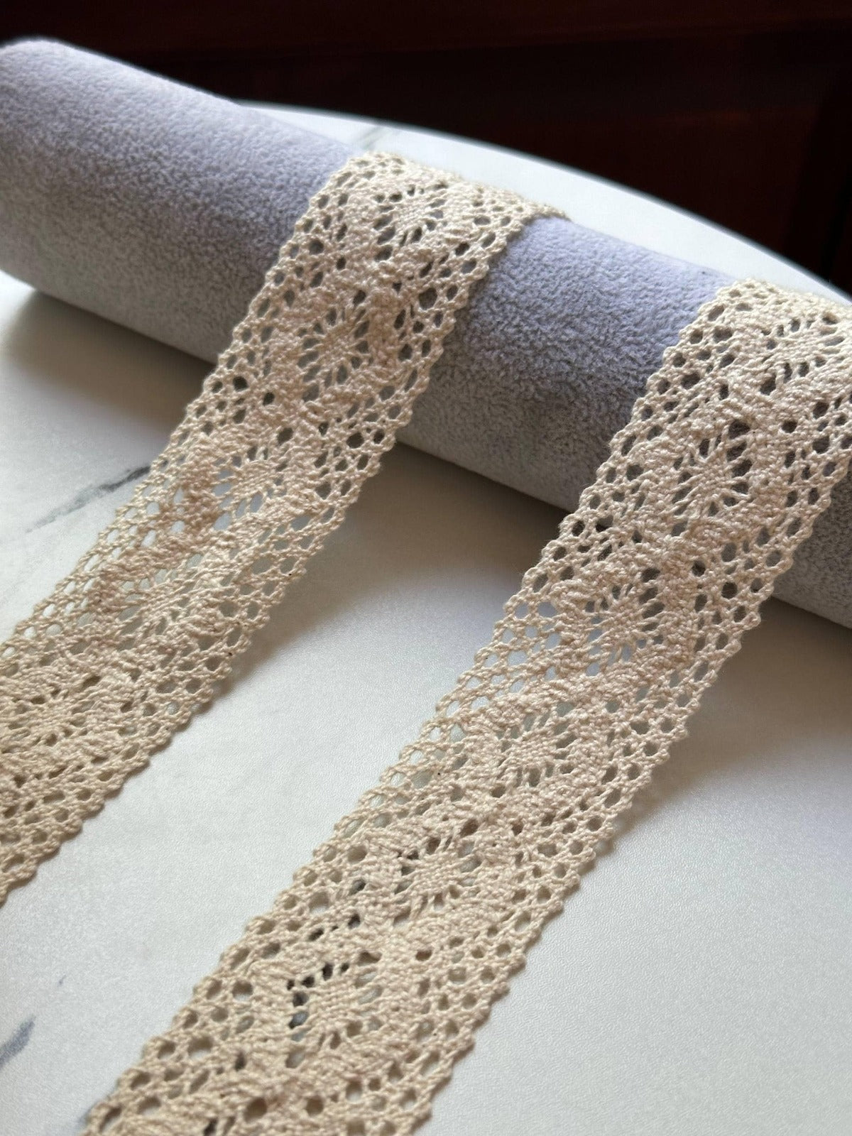 Natural Beige Cotton Crochet Lace Trim by the Yard, Vintage Symmetrical Scalloped Insertion Ribbon for Crafts, 1.4"