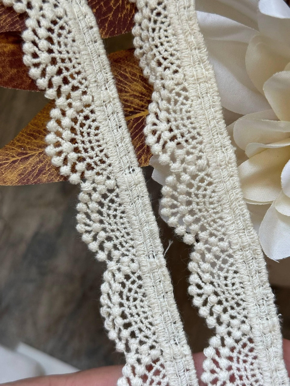 Natural Cotton Scalloped Lace Trim by Yard, Unbleached Shell Crochet Ribbon, Coquette Craft Supply, 1", Retail Wholesale Bulk