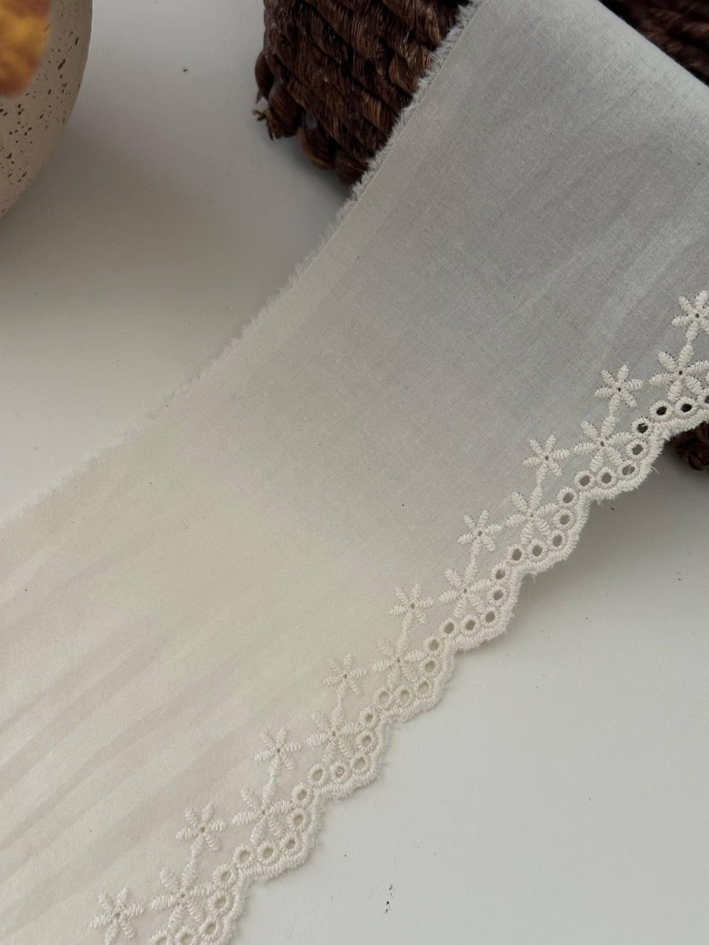 2Yds Non-Stretch 4" Off-White Cotton Eyelet Embroidered Lace Trim Wholesale