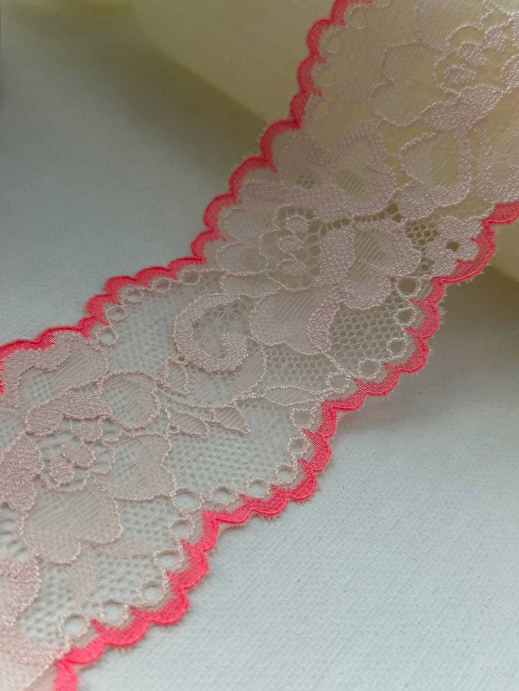 6Yds Rare 2.2" Unique Off-White Neon Pink Edge Floral Stretch Lace Wholesale