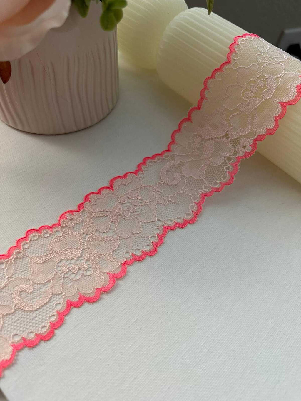 6Yds Rare 2.2" Unique Off-White Neon Pink Edge Floral Stretch Lace Wholesale