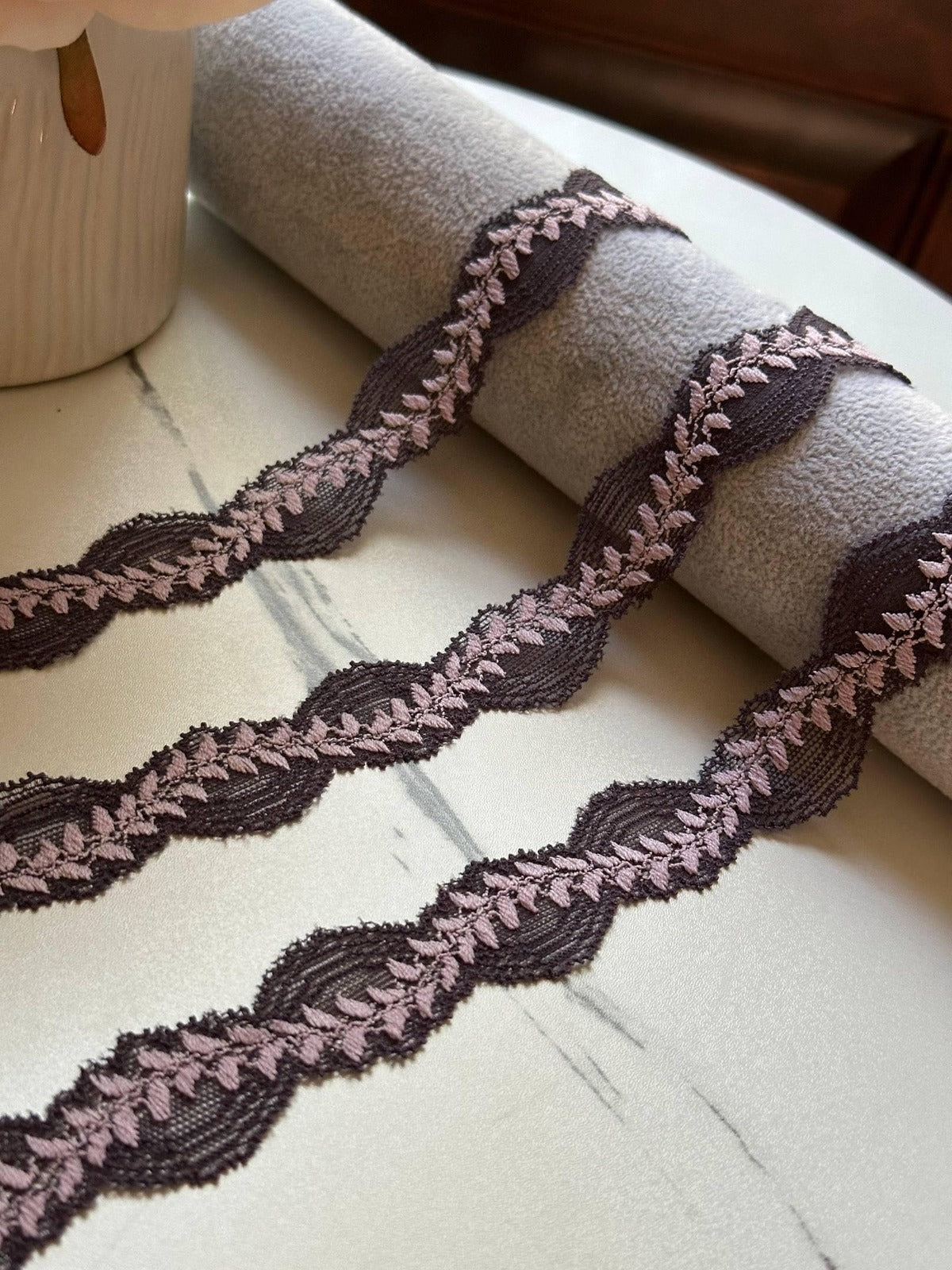 10yds Soft Dusty Mauve on Dark Brown Leafy Vine Stretch Lace Trim by the Yard, Narrow Elastic Ribbon, 0.85", Retail Wholesale Bulk