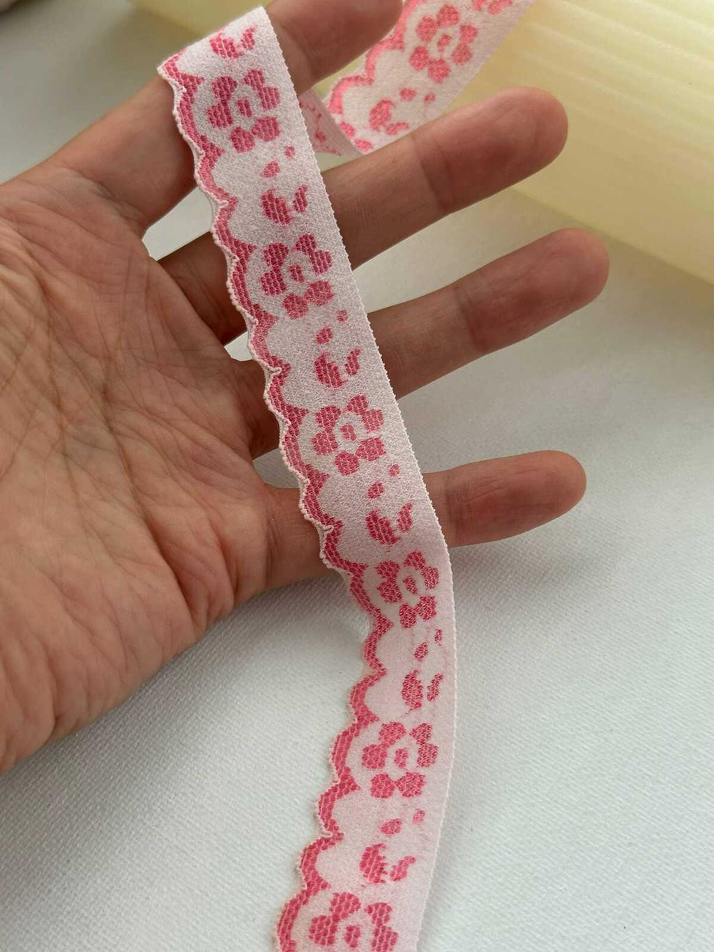 10Yds Stretch 0.8" Off-White Pink Floral Scalloped Stretch Lace Wholesale
