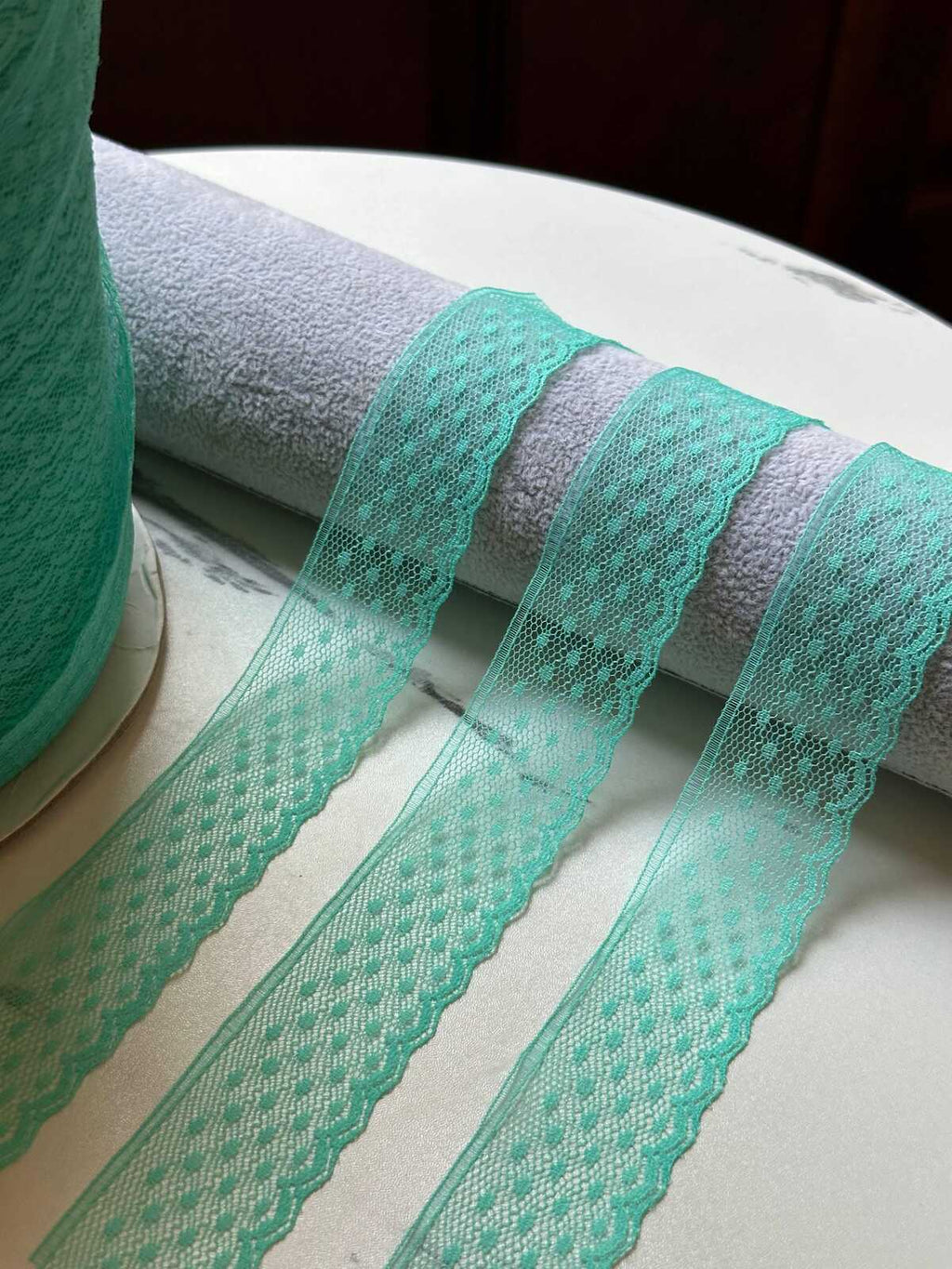 10yds Mint Green Polka Dot Mesh Lace Trim by the Yard, Narrow Sheer Point d'Esprit Scalloped Ribbon for Lingerie Crafts, 1.1"