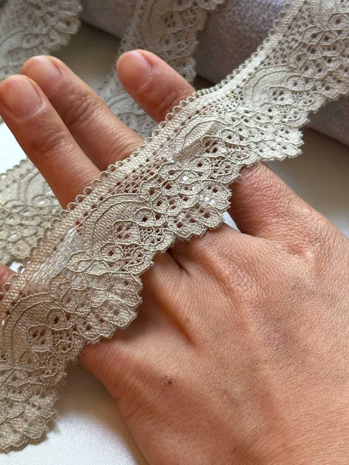 10yds Soft Muted Khaki Beige Floral Stretch Lace Trim by the Yard, Scalloped Elastic Ribbon for Coquette Crafts, 1.3", Retail Wholesale Bulk