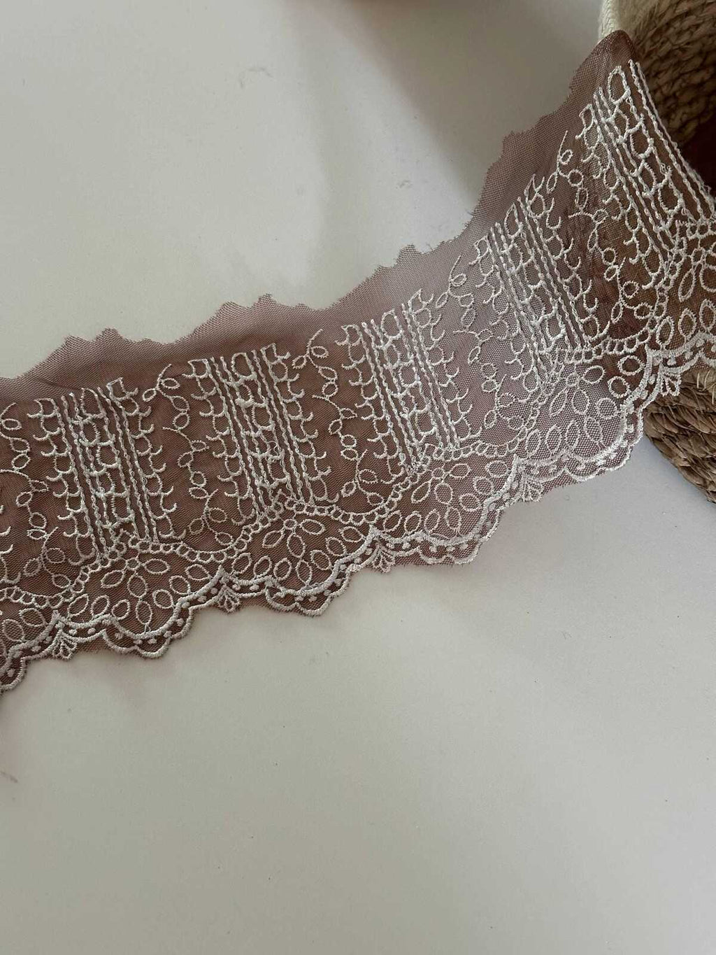 10yds Mocha Brown Cream Lace Trim, 4.5" Embroidered Ribbon, Bulk Clearance Coquette Y2K Lace, Garment Trim, DIY Sewing, Retail Wholesale