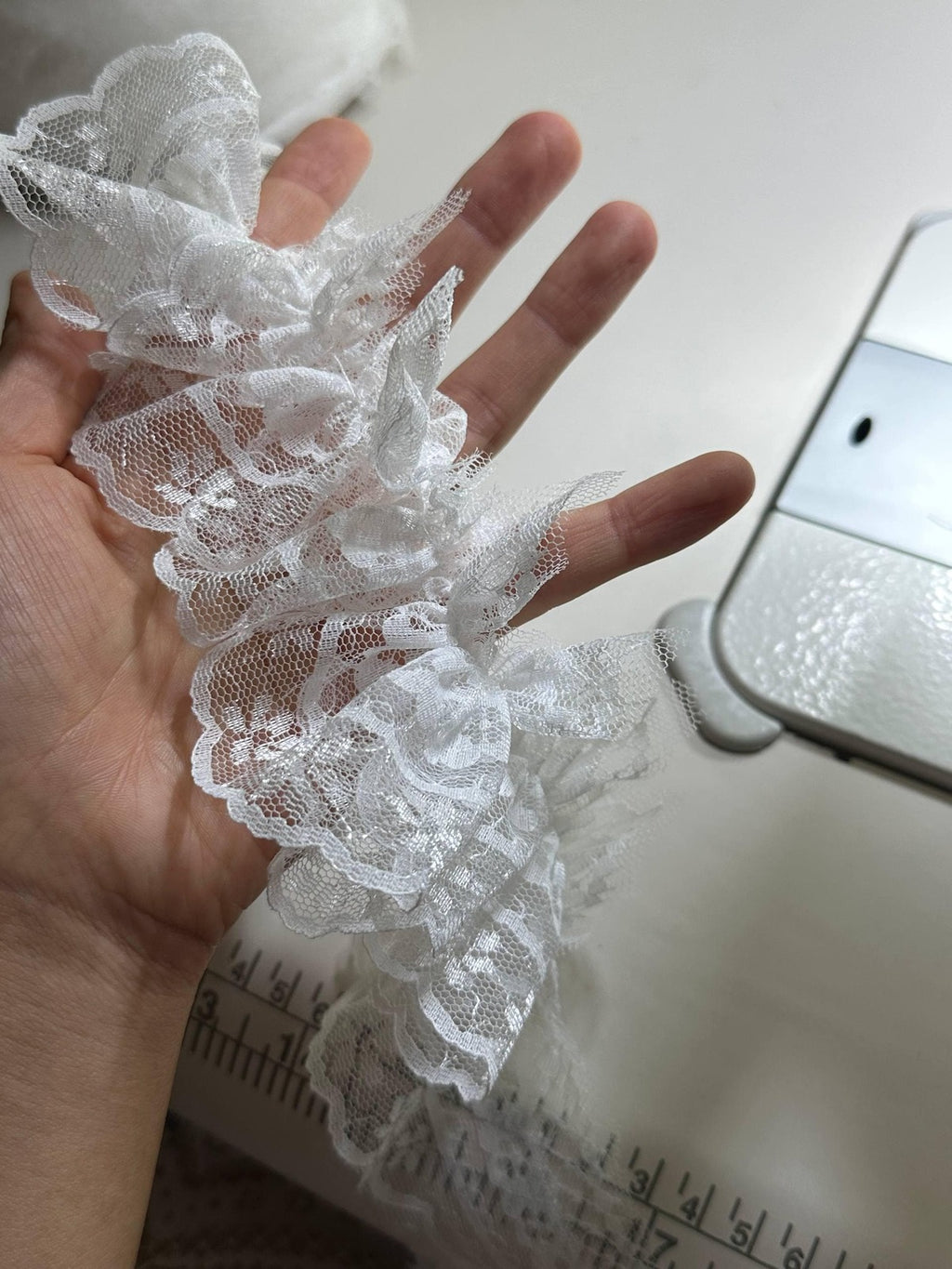 10yds 2 Inch Scalloped Lace Trim, Vintage Style Floral Mesh Lace Ribbon White Embroidered Lace for Wedding Dress, Bridal Veil, Crafting