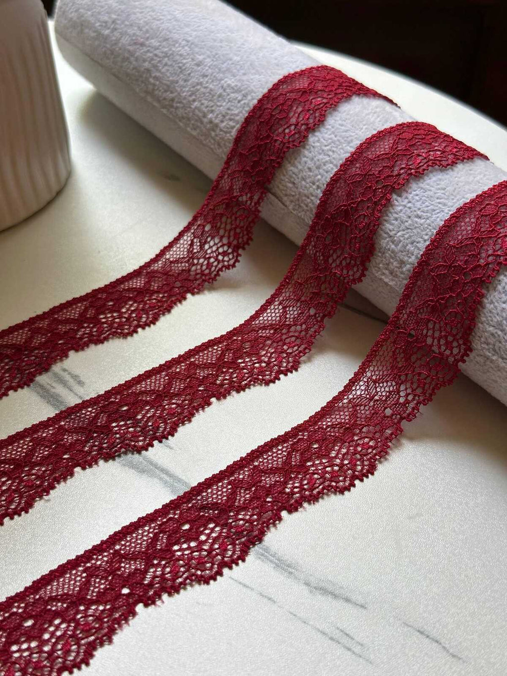 10yds Soft Crimson Wine Floral Stretch Eyelash Lace Trim by the Yard, Narrow Scalloped Elastic Ribbon for Crafts, 1", Retail Wholesale Bulk
