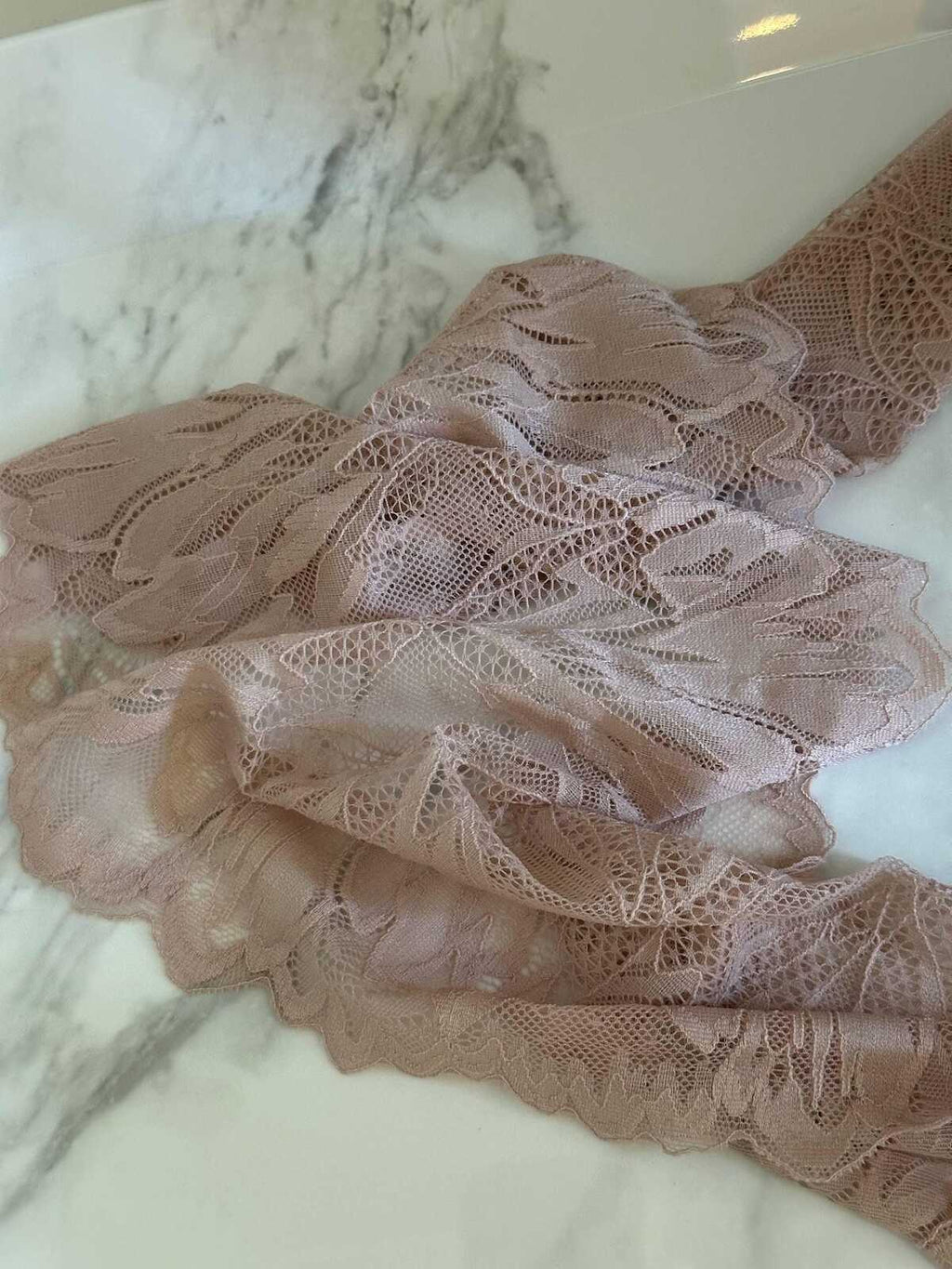 8.65" Dusty Pink Stretch Lace Trim Wide Nude Blush Floral Elastic Galloon Scalloped Edge Lace for Lingerie Garment Sewing Crafts