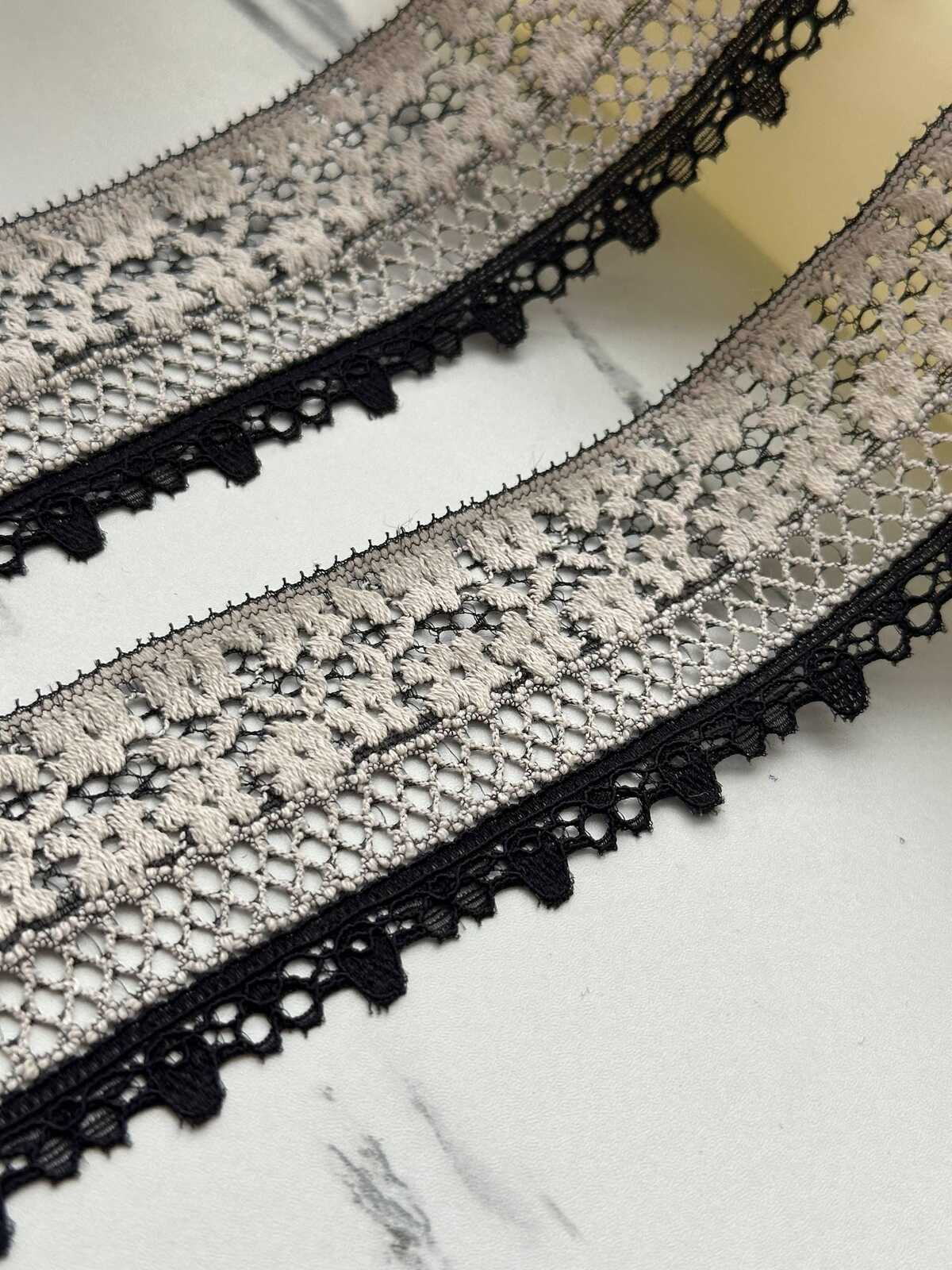6Yds Stretch 2" Black Off-White  Two Tone Unique Floral Mesh Stretch Lace Trim