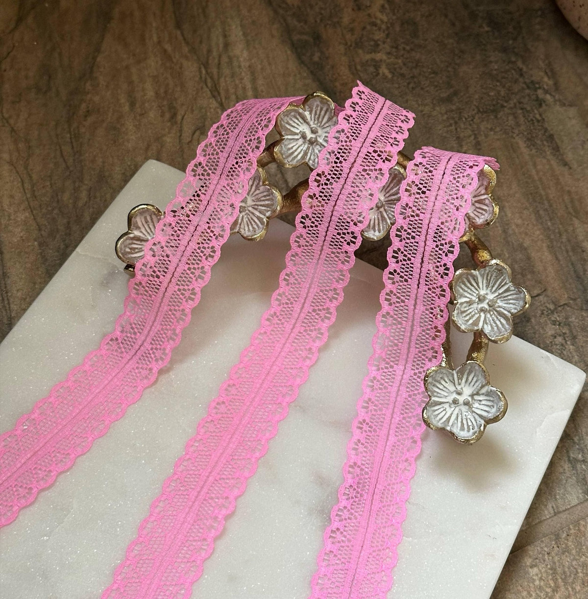 10yds Structured Bubblegum Pink Splitable Non-Stretch Lace Trim by the Yard, Dual Edge Narrow Ribbon for Crafts, 1", Retail Wholesale Bulk