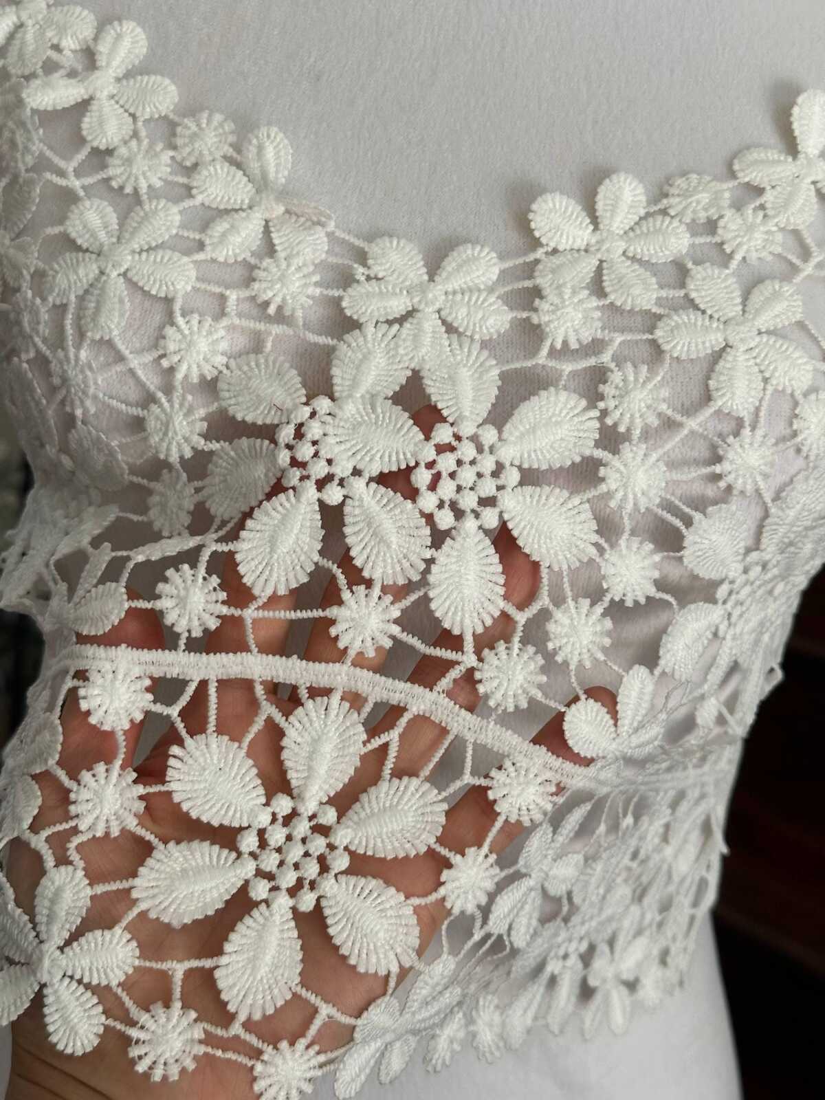 Off White Venetian Guipure Chemical Water Soluble Lace Cami Bodice Applique Floral Tube Top Motif Overlay for T-Shirt Gowns Crafts