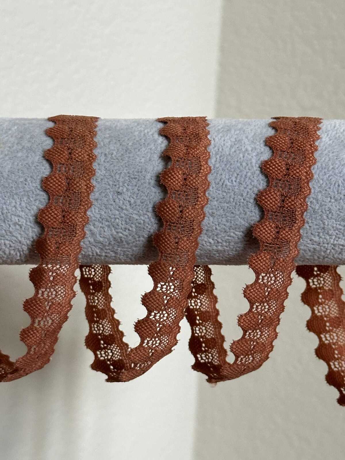10yds Terracotta Brown Stretch Lace Trim: Dainty Floral Scalloped Edge (0.7" Wide) Retail Wholesale