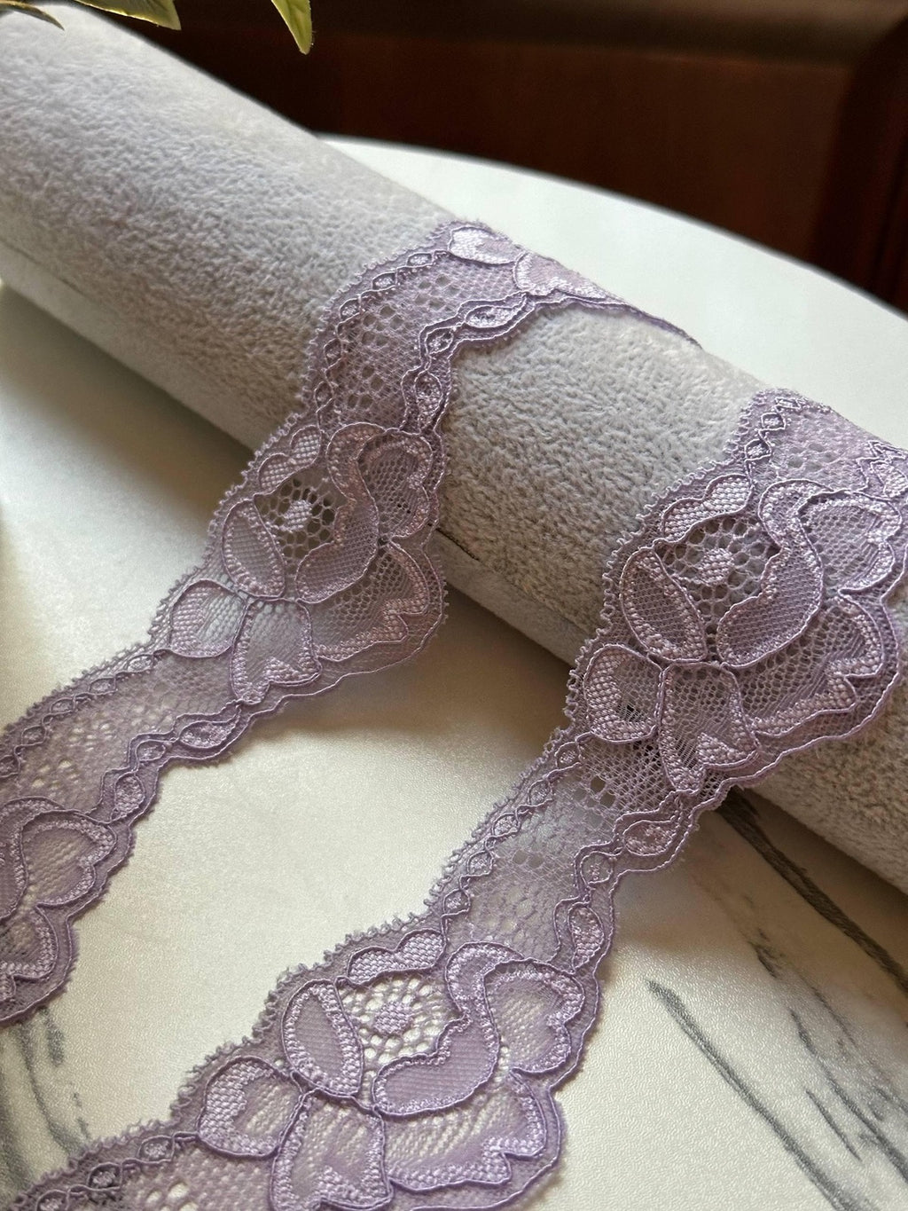 10yds Soft Dusty Lilac Floral Wavy Stretch Lace Trim by the Yard, Scalloped Elastic Ribbon for Coquette Crafts, 1.75", Retail Wholesale Bulk