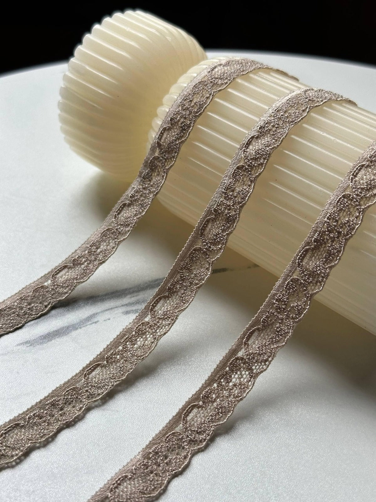 10yds Taupe Cocoa Brown Floral Stretch lace  Symmetrical Double Scalloped Narrow Ribbon for Lingerie Underwear Crafts Sewing, 0.5" Wholesale