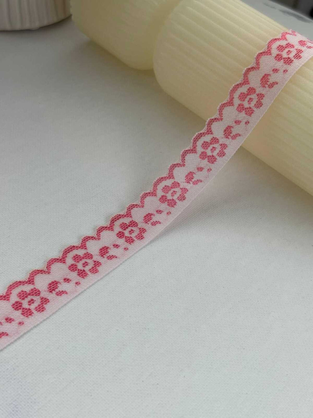 10Yds Stretch 0.8" Off-White Pink Floral Scalloped Stretch Lace Wholesale