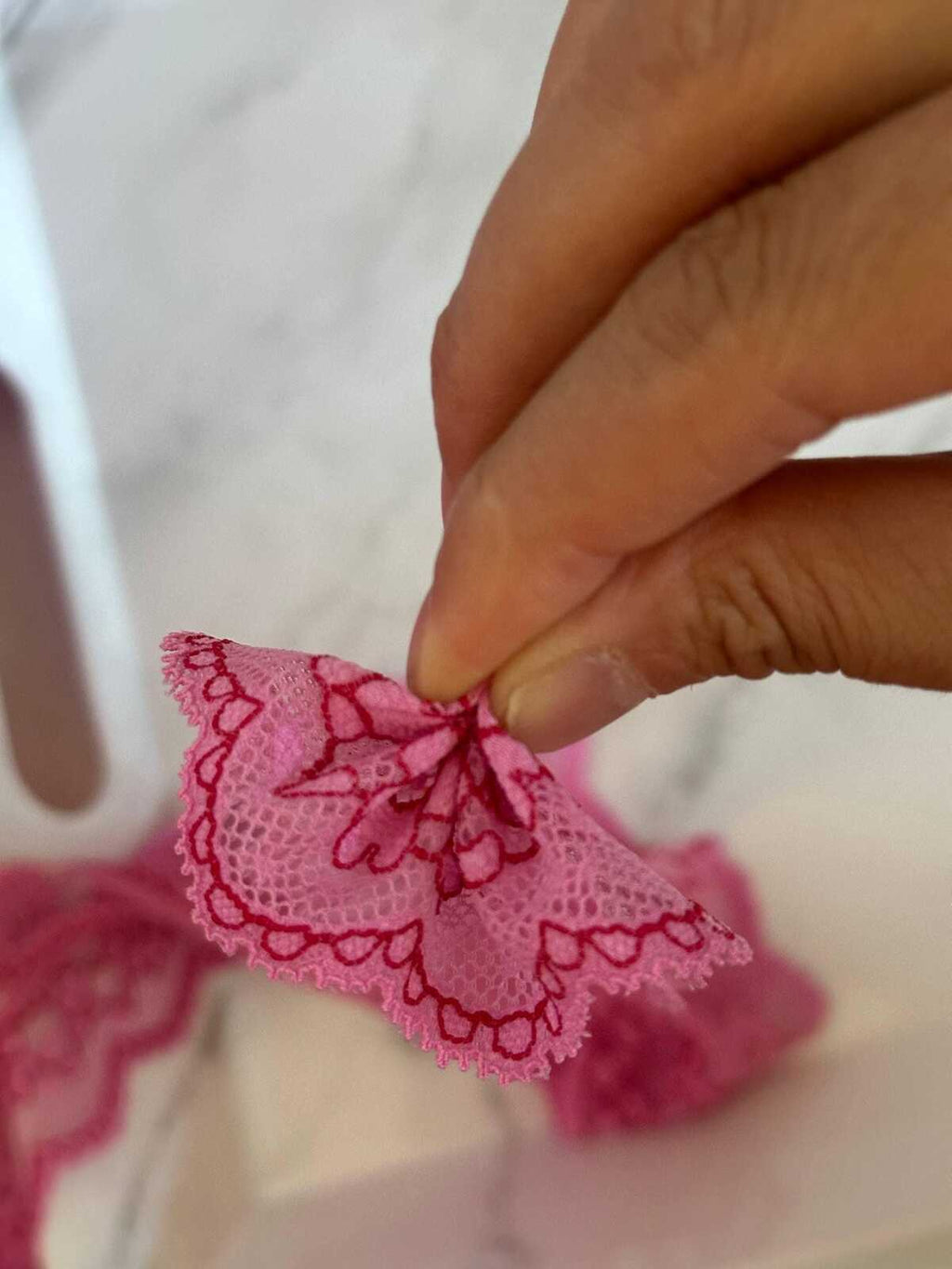 10yds 1.25" Pink Stretch Lace Trim Insertion Beading Floral Ribbon Elastic Lace Fuchsia Outline for Lingerie Underwear Garment Sewing