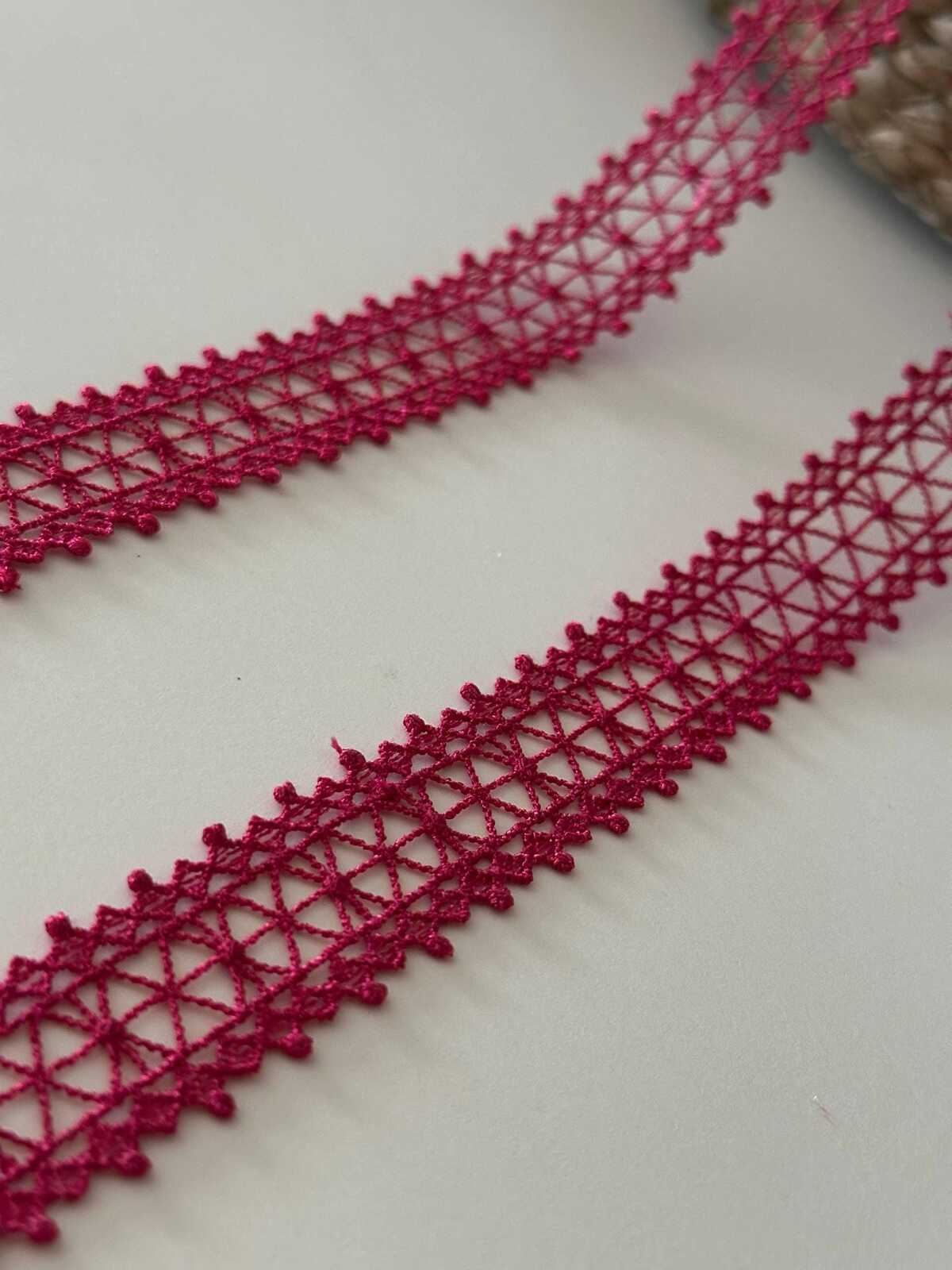 10yds Magenta Guipure Lace Trim, 0.75" Narrow Ribbon, Bulk Clearance Coquette Y2K Lace, Garment Trim, DIY Sewing, Retail Wholesale
