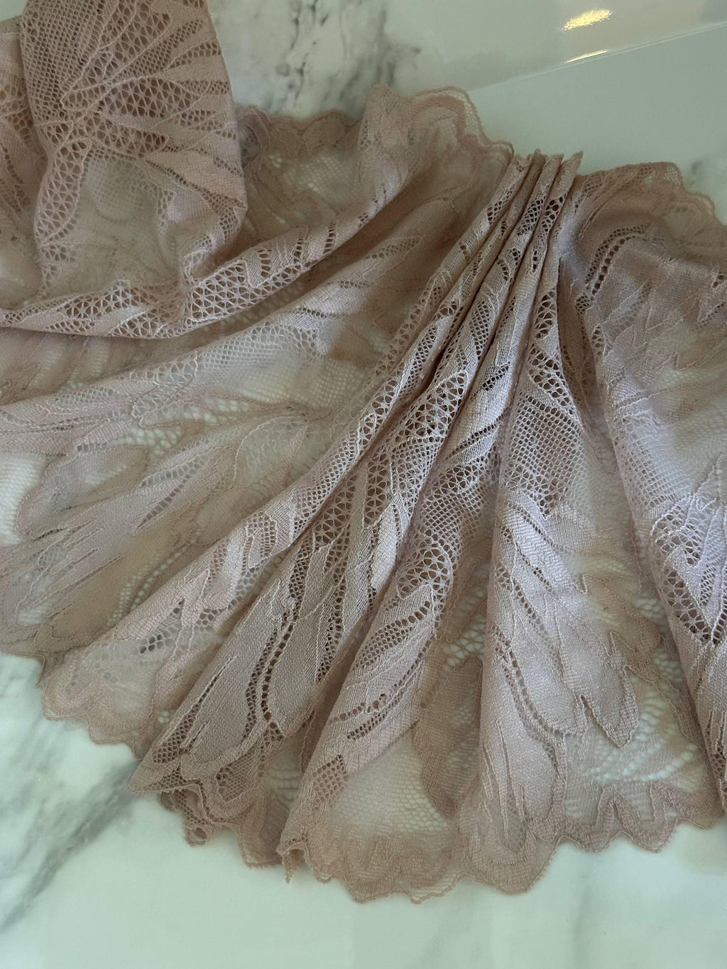 8.65" Dusty Pink Stretch Lace Trim Wide Nude Blush Floral Elastic Galloon Scalloped Edge Lace for Lingerie Garment Sewing Crafts