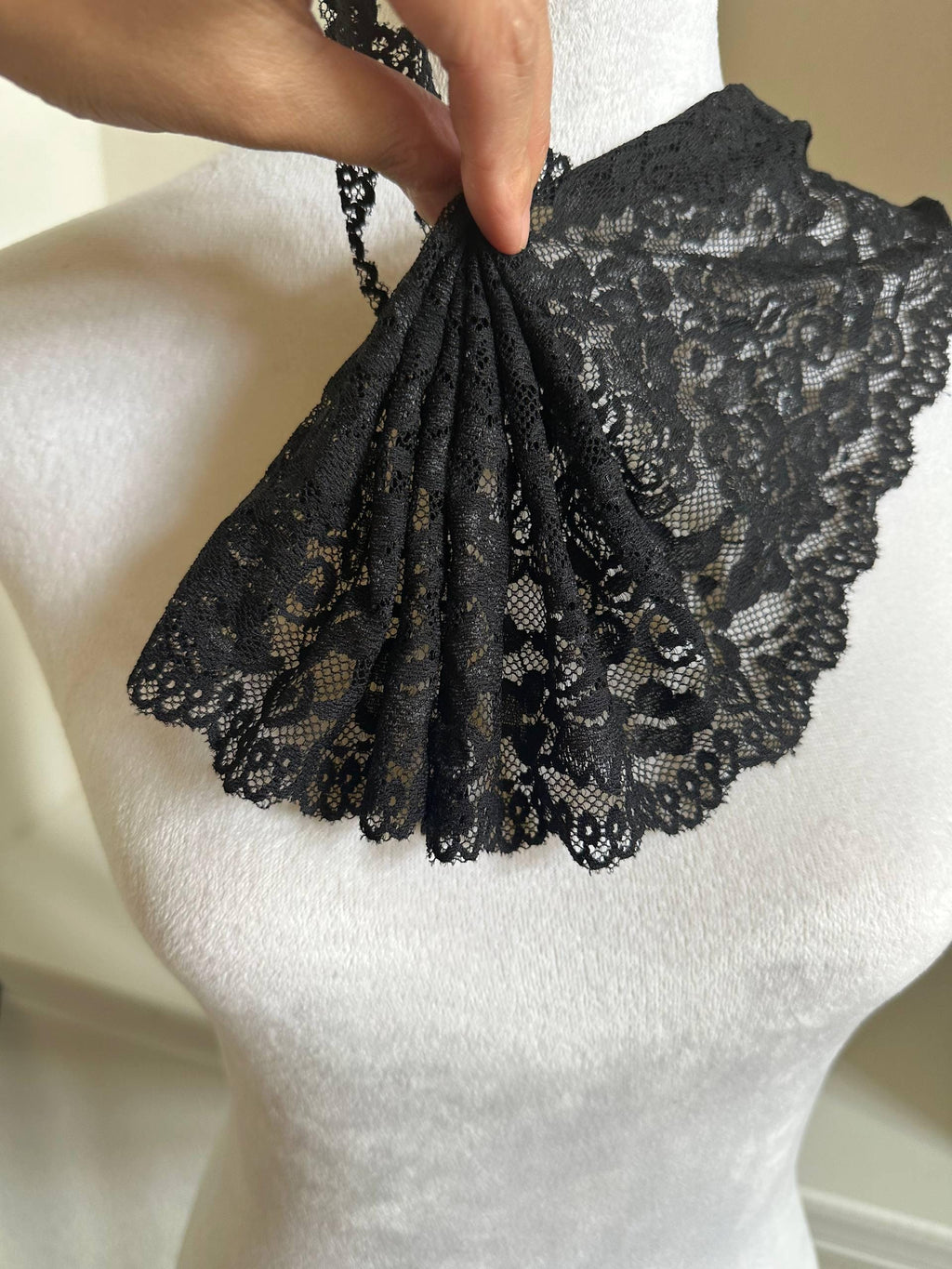 6 Inches Wide Black Elastic Lace Ribbon, Soft Floral Stretch Lace Trim for Lingerie Sewing, Costume Paneling, Bows, Crafts by the Yard