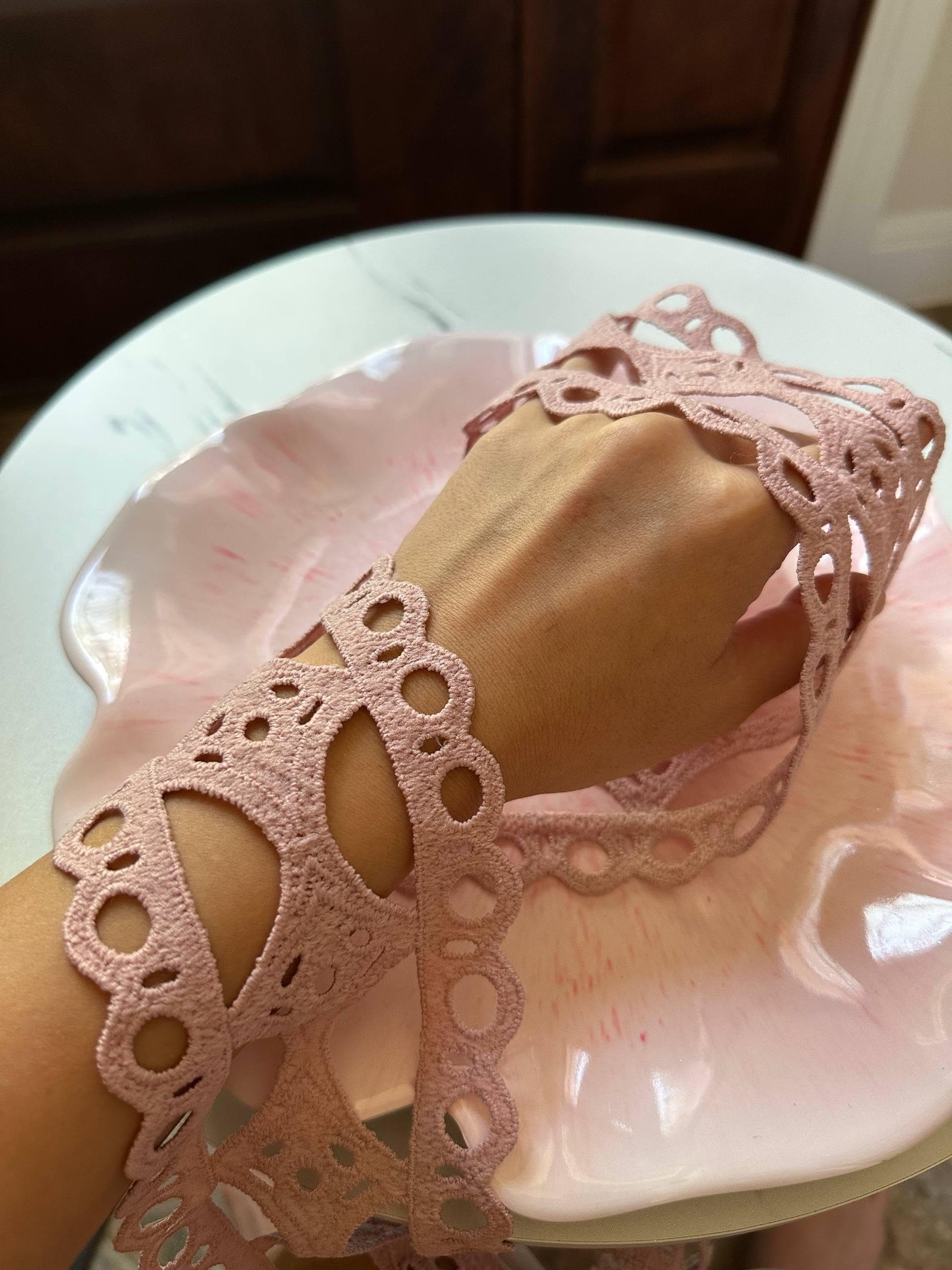 3" Dusty Pink Guipure Lace Trim Wide Venice Chemical Embroidered Scalloped Eyelet Lace for Lingerie Garment Sewing Crafts