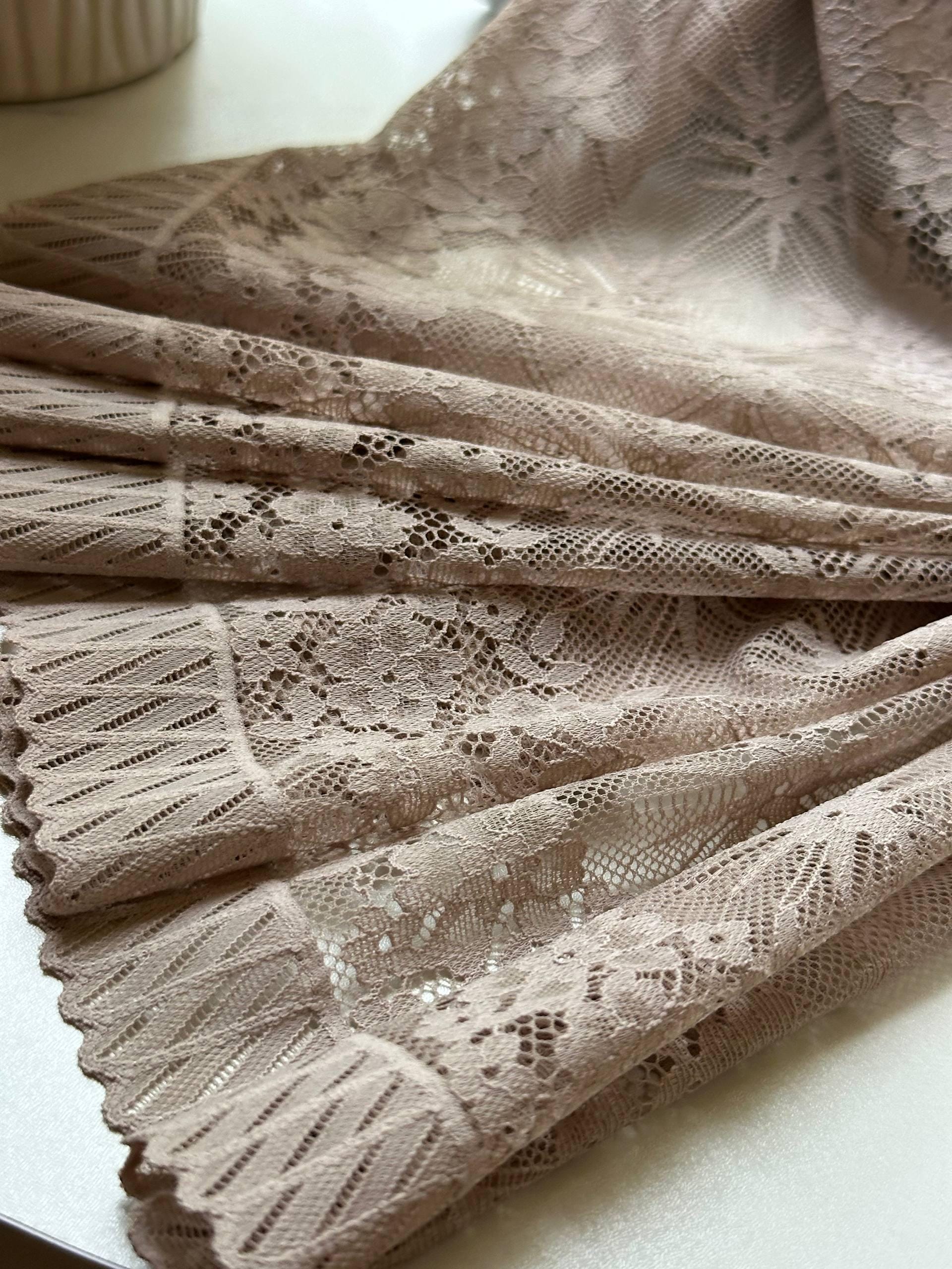 Vintage Oatmeal Starburst Floral Slight Stretch Lace Trim Symmetrical Double Scalloped Extra Wide Galloon Ribbon for Corsets Gowns Crafts,9"