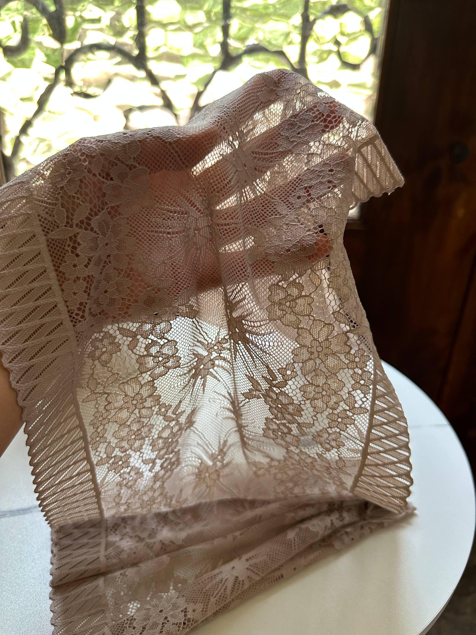 Vintage Oatmeal Starburst Floral Slight Stretch Lace Trim Symmetrical Double Scalloped Extra Wide Galloon Ribbon for Corsets Gowns Crafts,9"