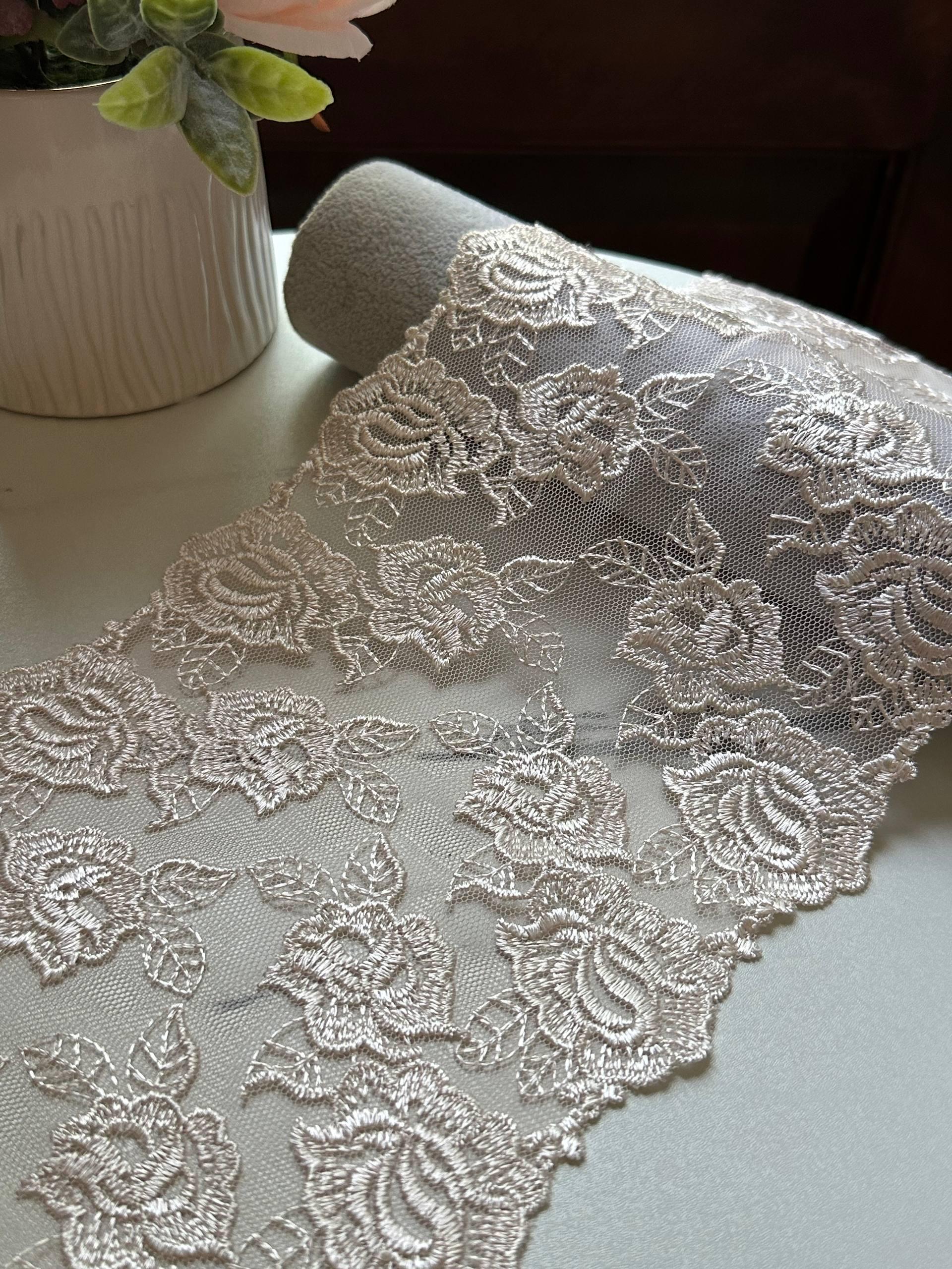 Vintage Oatmeal Cream Mesh Floral Embroidered Lace Trim Symmetrical Double Scalloped Wide Galloon Ribbon for Corsets Gowns Crafts, 6"