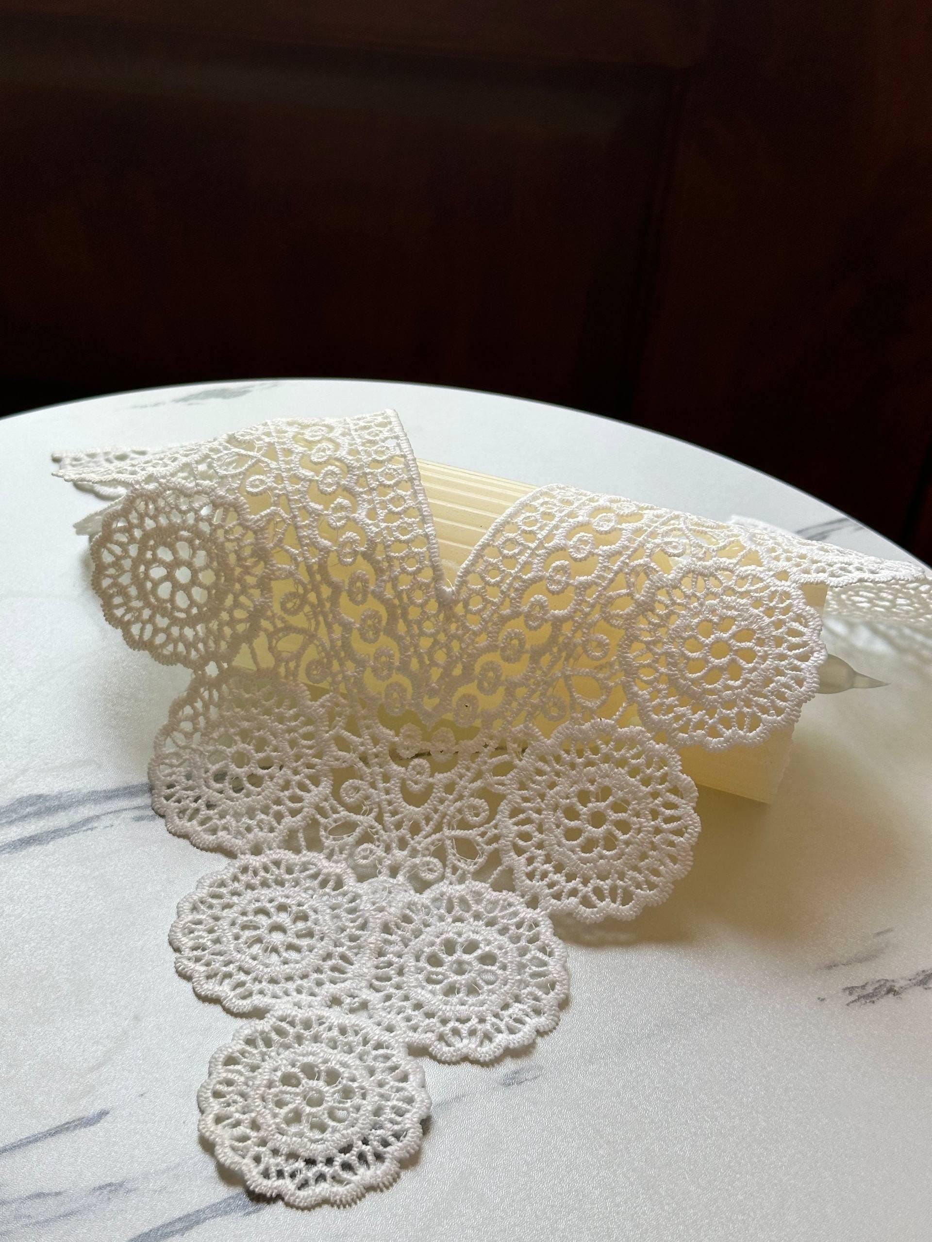 Off White Venetian Guipure Chemical Water Soluble Lace Collar Applique Medallion V Neck Trim Bodice Motif for Gowns Blouses Crafts, 6"