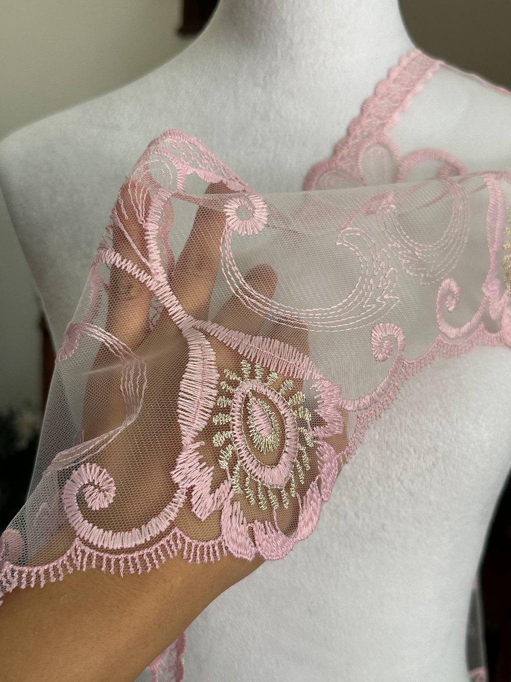 Dusty Pink Gold Embroidered Organza Lace Trim by the Yard, Wide Structured Scroll Ribbon for Curtain Pillow Home Decor Crafts, 7.2"