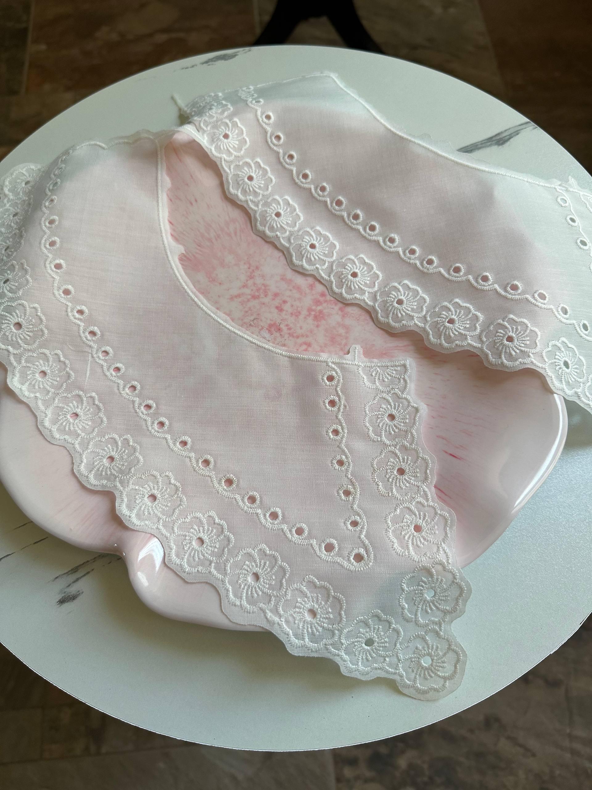 Off White Cotton Eyelet Embroidered Lace Collar Detachable Sailor Neckline Applique Statement Bodice Motif for Blouses Gowns, 6"