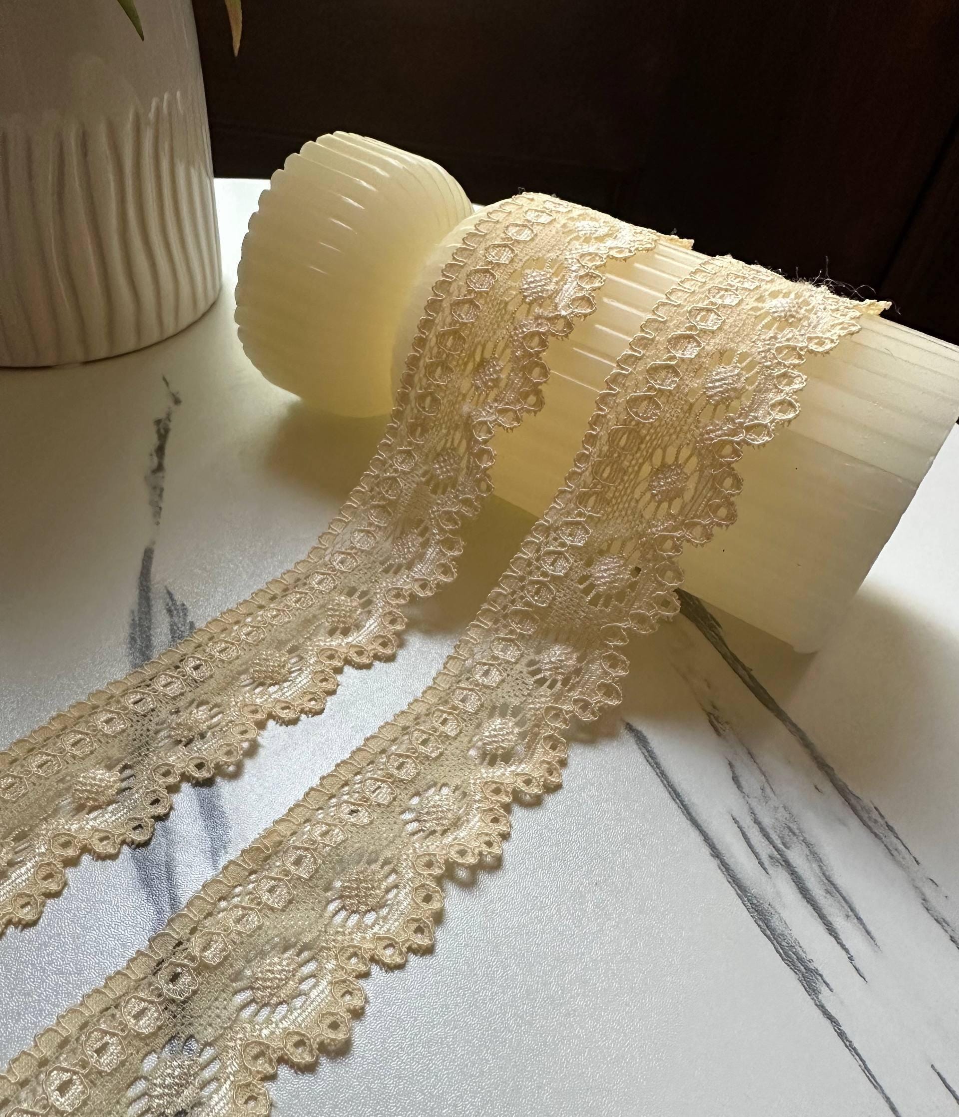 Soft Butter Yellow Floral Stretch Elastic Lace Trim Symmetrical Double Scalloped Narrow Ribbon for Lingerie Underwear Crafts Sewing, 1"