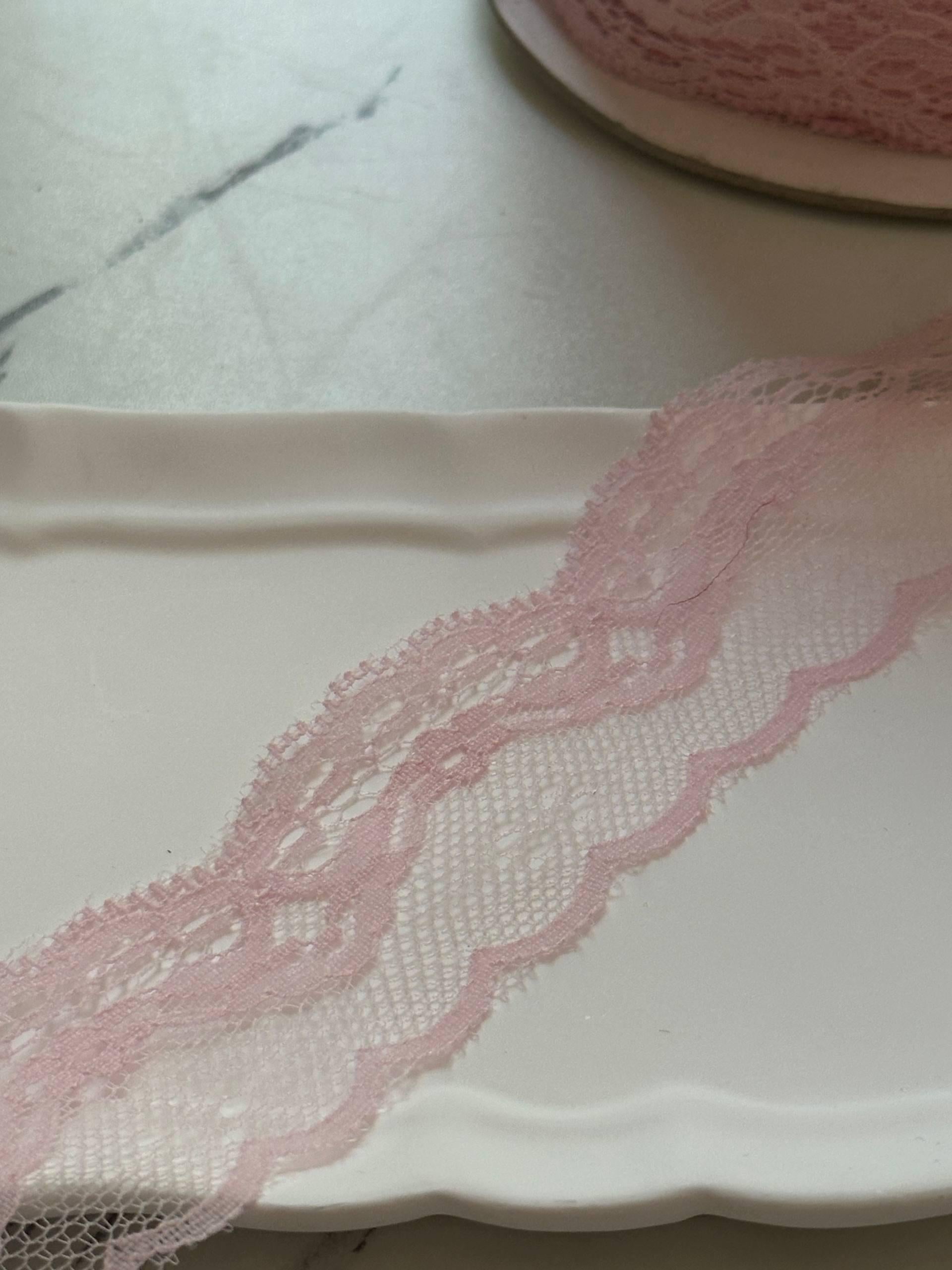 Soft Light Baby Pink Floral Non Stretch Rigid Lace Trim by the Yard, Narrow Scalloped Galloon Ribbon for Apparel Crafts, 1.5"