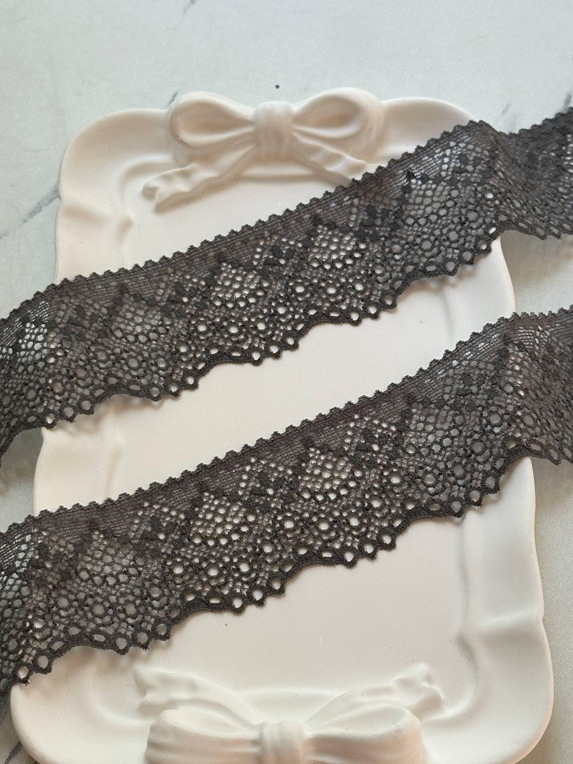 Taupe Charcoal Grey Floral Stretch Lace Trim by the Yard, Narrow Scalloped Elastic Ribbon for Lingerie Crafts, 1.5"