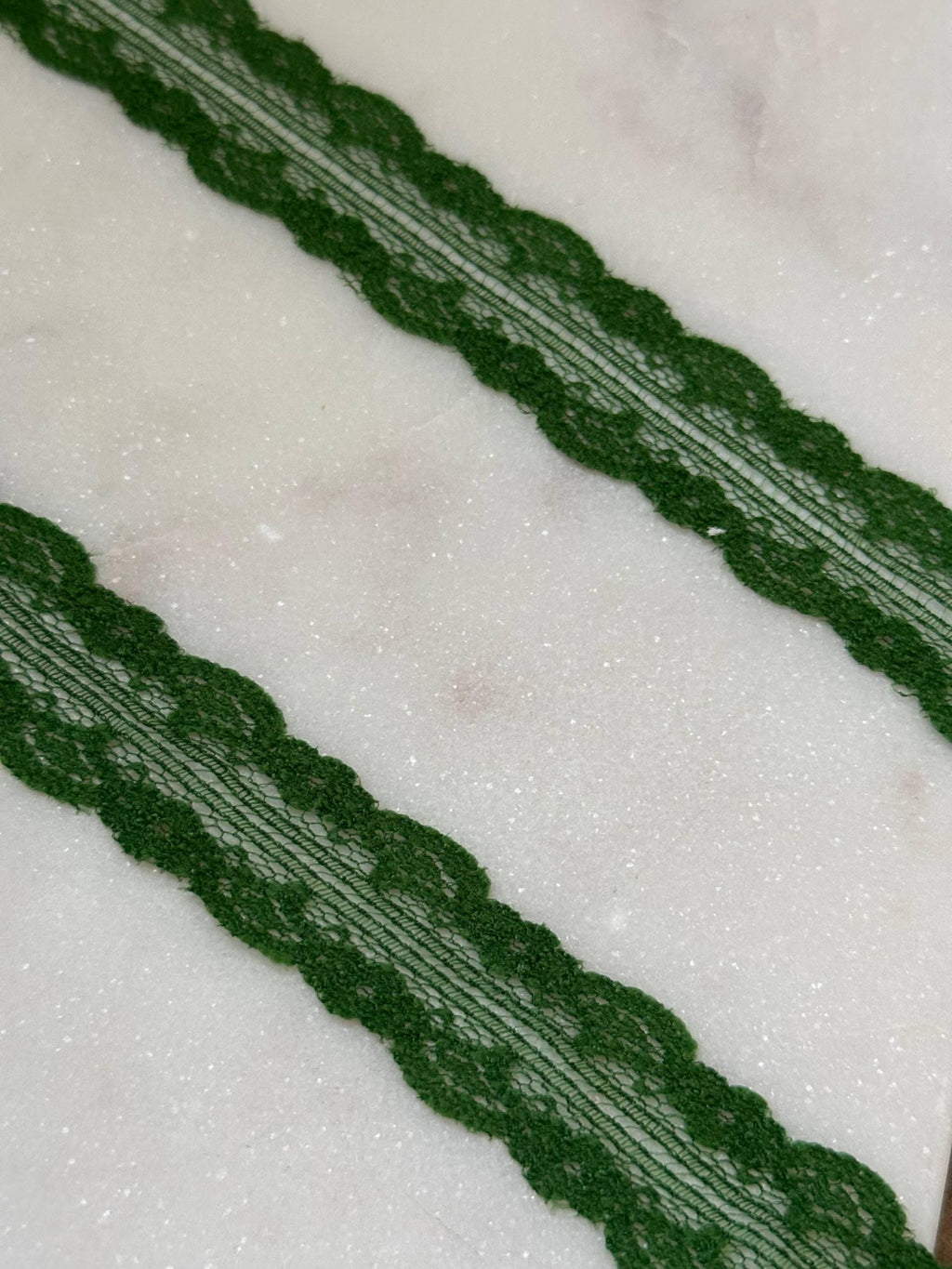 Forest Christmas Green Splitable Non-Stretch Lace Trim by the Yard, Dual Edge Narrow Ribbon for Crafts, 0.75", Retail Wholesale Bulk