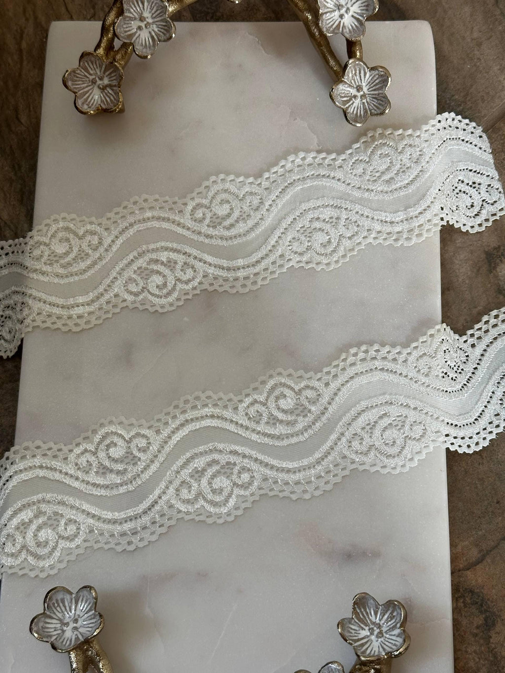 Soft Ivory White Wavy Vine Swirl Stretch Lace Trim by the Yard, Scalloped Elastic Ribbon for Coquette Crafts, 2.25", Retail Wholesale Bulk
