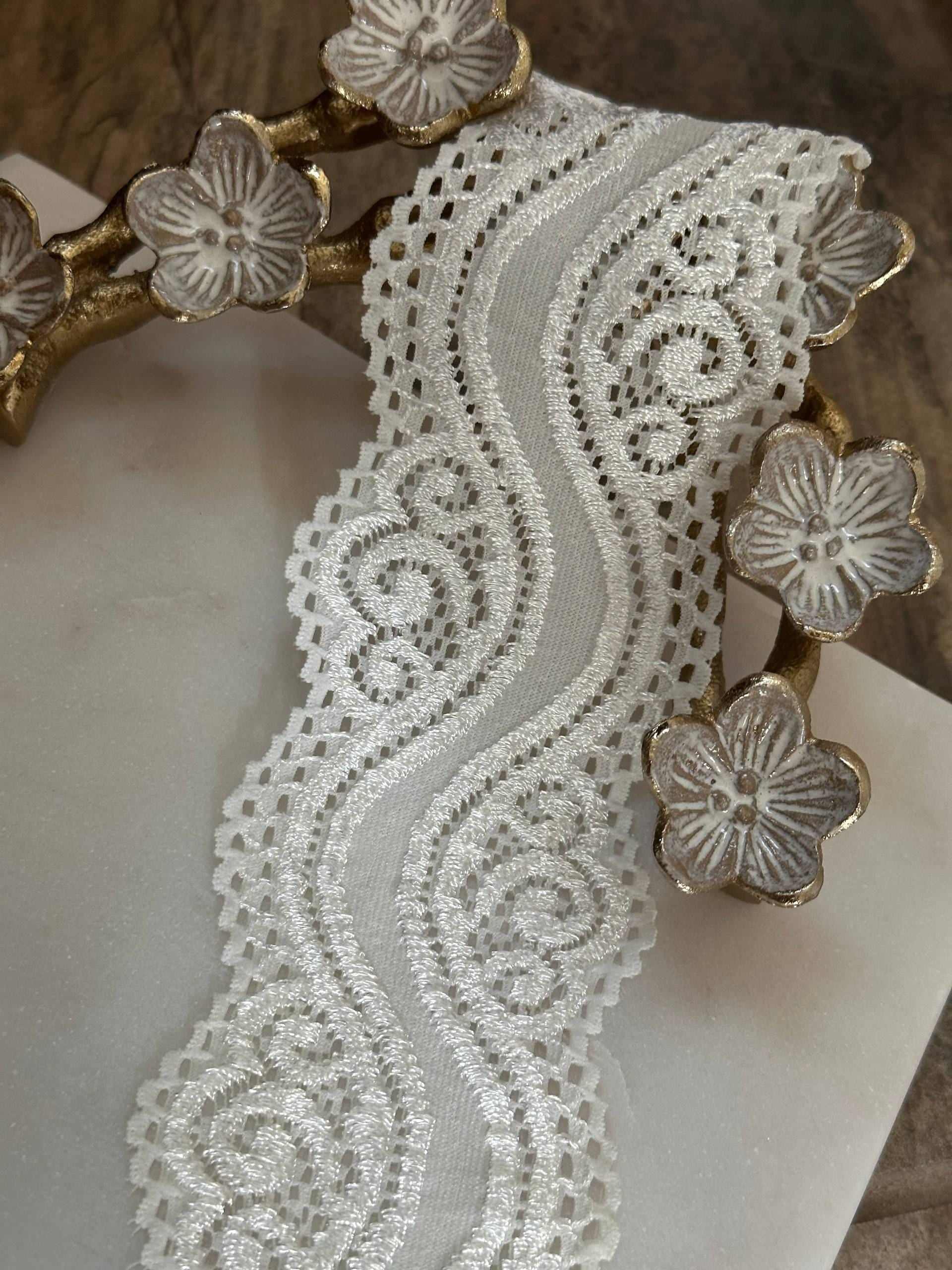 Soft Ivory White Wavy Vine Swirl Stretch Lace Trim by the Yard, Scalloped Elastic Ribbon for Coquette Crafts, 2.25", Retail Wholesale Bulk