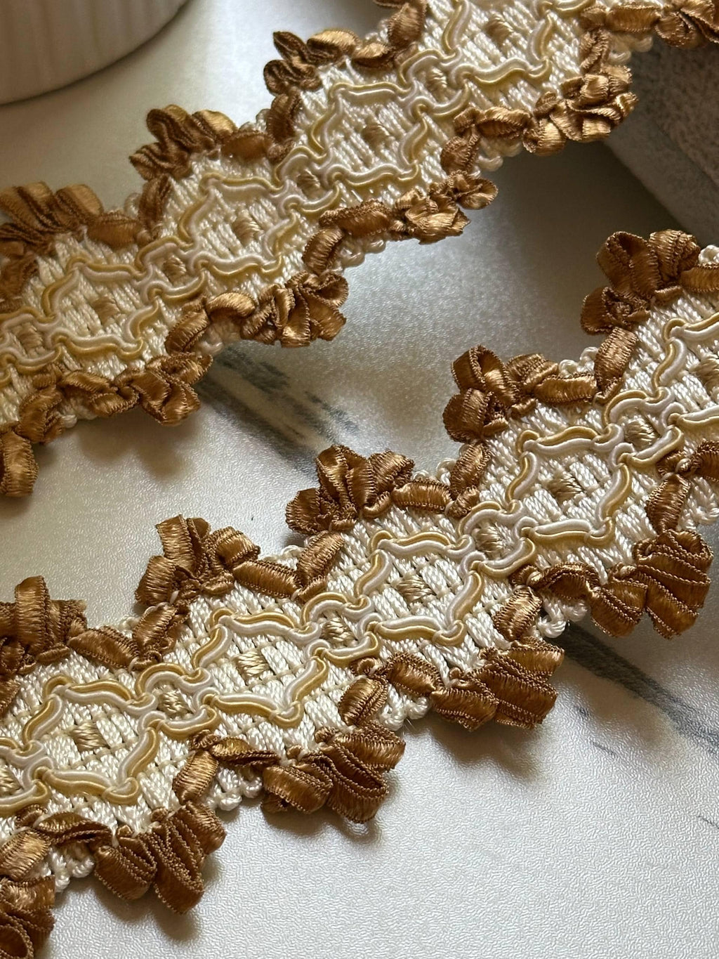 Luxury Gold Ivory Baroque Braided Jacquard Trim by the Yard, Royal Crown Scalloped Ribbon for Crafts, 1.5", Retail Wholesale Bulk
