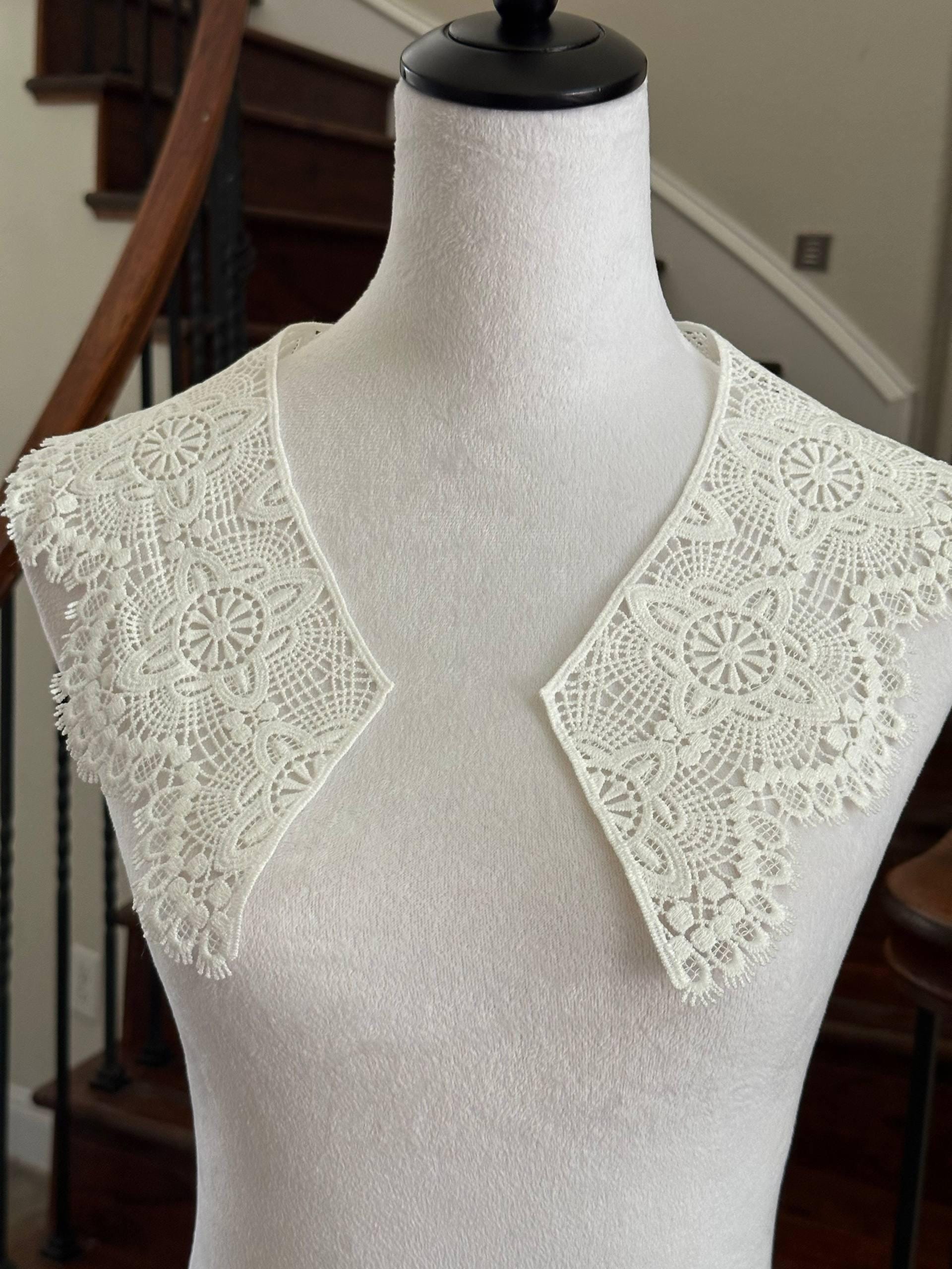 Cream White Vintage Floral Guipure Lace Collar Applique, Symmetrical Detachable Openwork Embroidered Neckline for Dress Sewing, 22.5"x4"