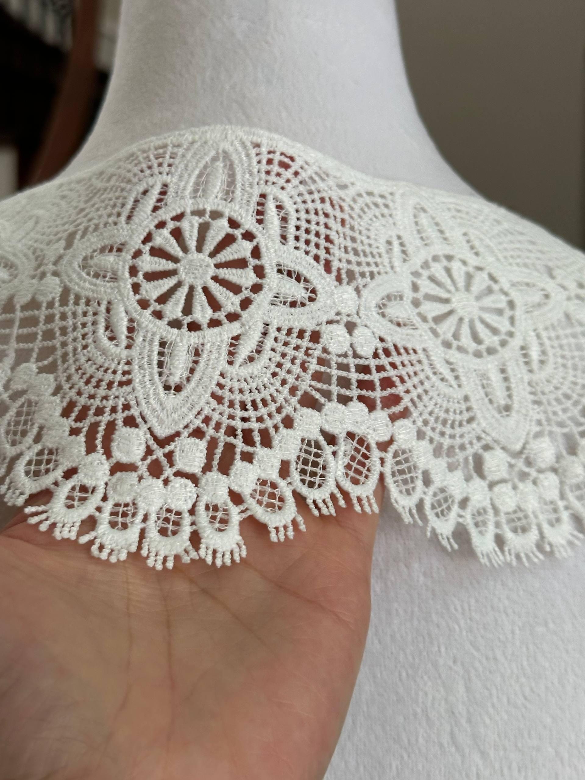 Cream White Vintage Floral Guipure Lace Collar Applique, Symmetrical Detachable Openwork Embroidered Neckline for Dress Sewing, 22.5"x4"