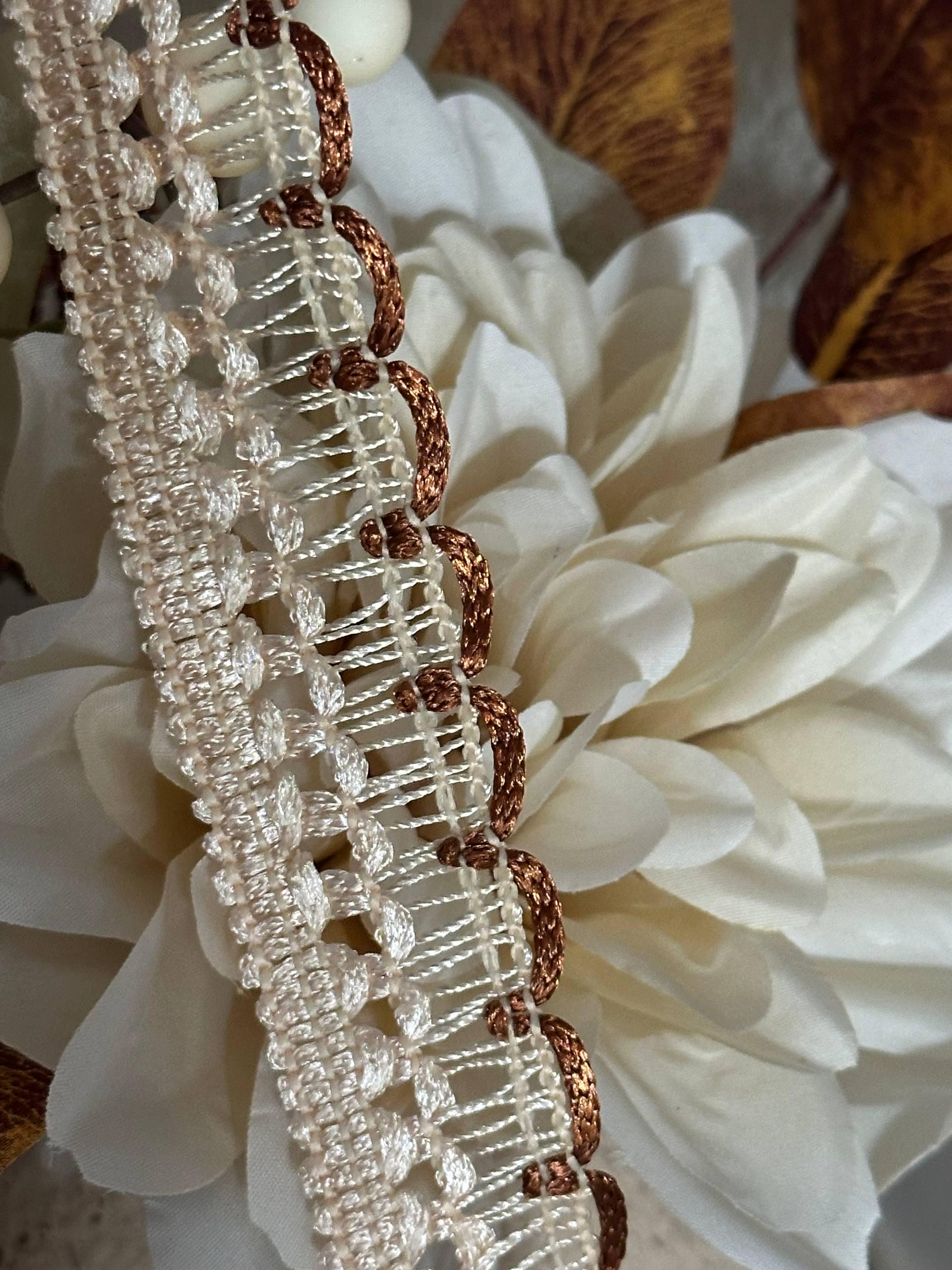 Two Tone Cream Brown Braided Scalloped Gimp Trim by the Yard, Vintage Woven Ribbon for Sewing Crafts, 1", Retail Wholesale Bulk
