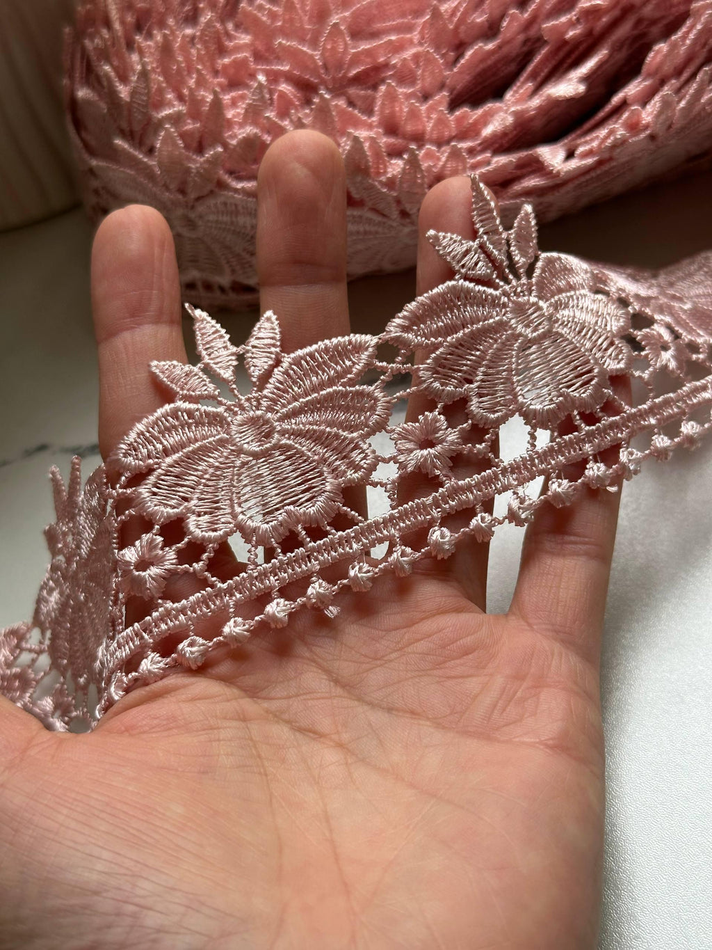 Vintage Dusty Rose Pink Guipure Water Soluble Floral Lace Trim by the Yard, Heavy Venetian Scalloped Ribbon, 2", Retail Wholesale Bulk