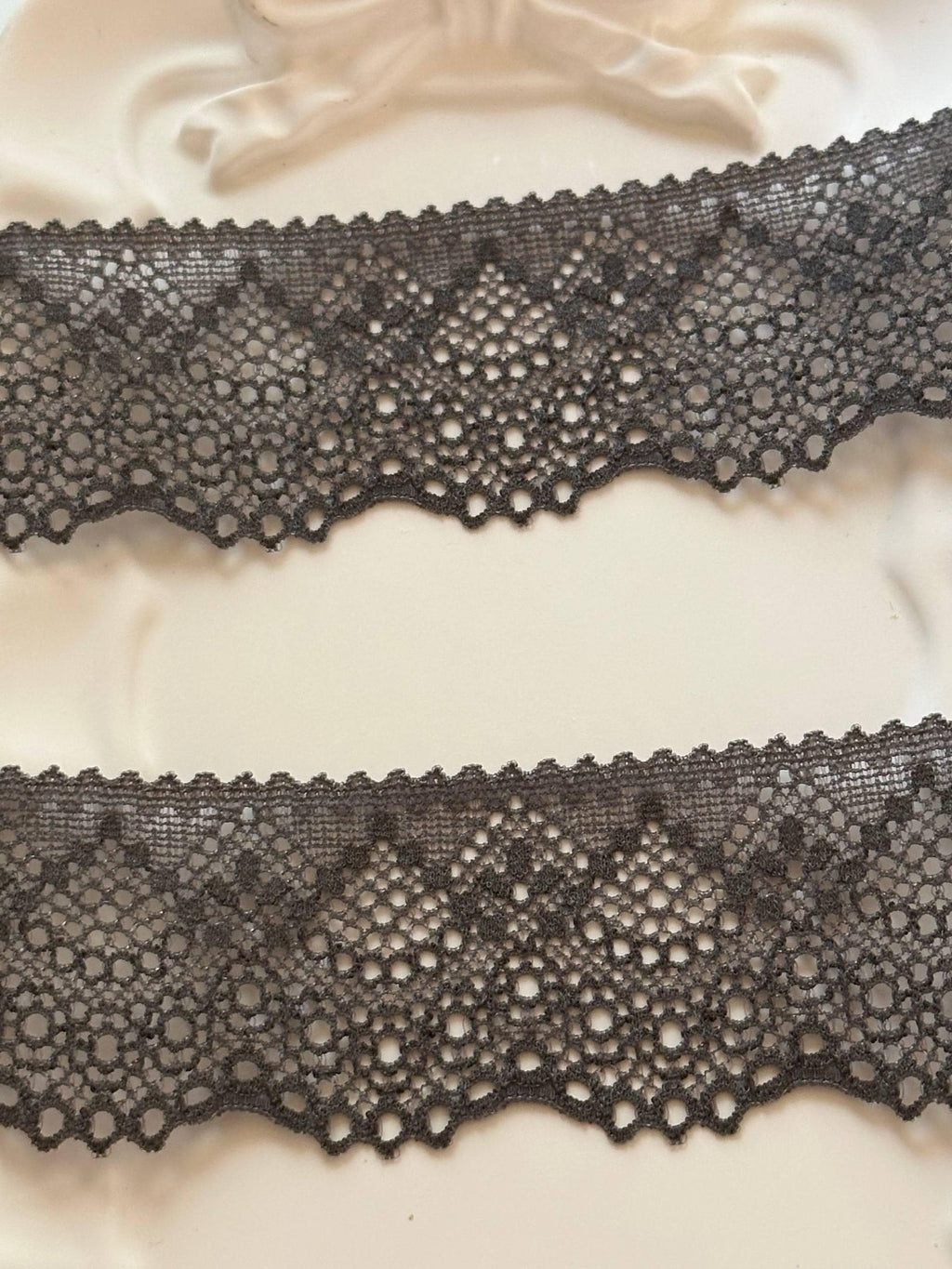 Taupe Charcoal Grey Floral Stretch Lace Trim by the Yard, Narrow Scalloped Elastic Ribbon for Lingerie Crafts, 1.5"