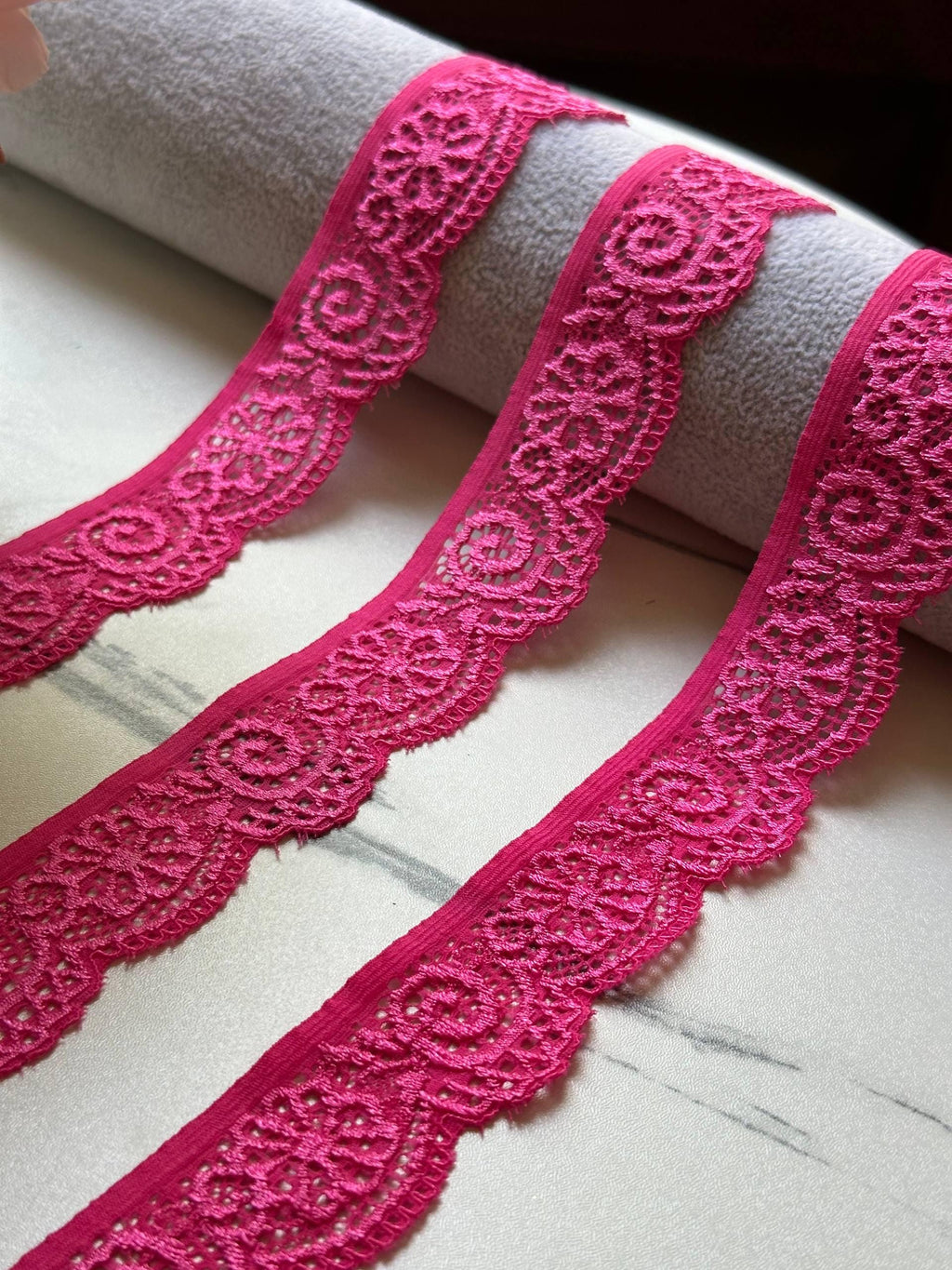Vibrant Hot Fuchsia Pink Floral Stretch Lace Trim by the Yard, Scalloped Elastic Ribbon for Coquette Crafts, 1.1", Retail Wholesale Bulk