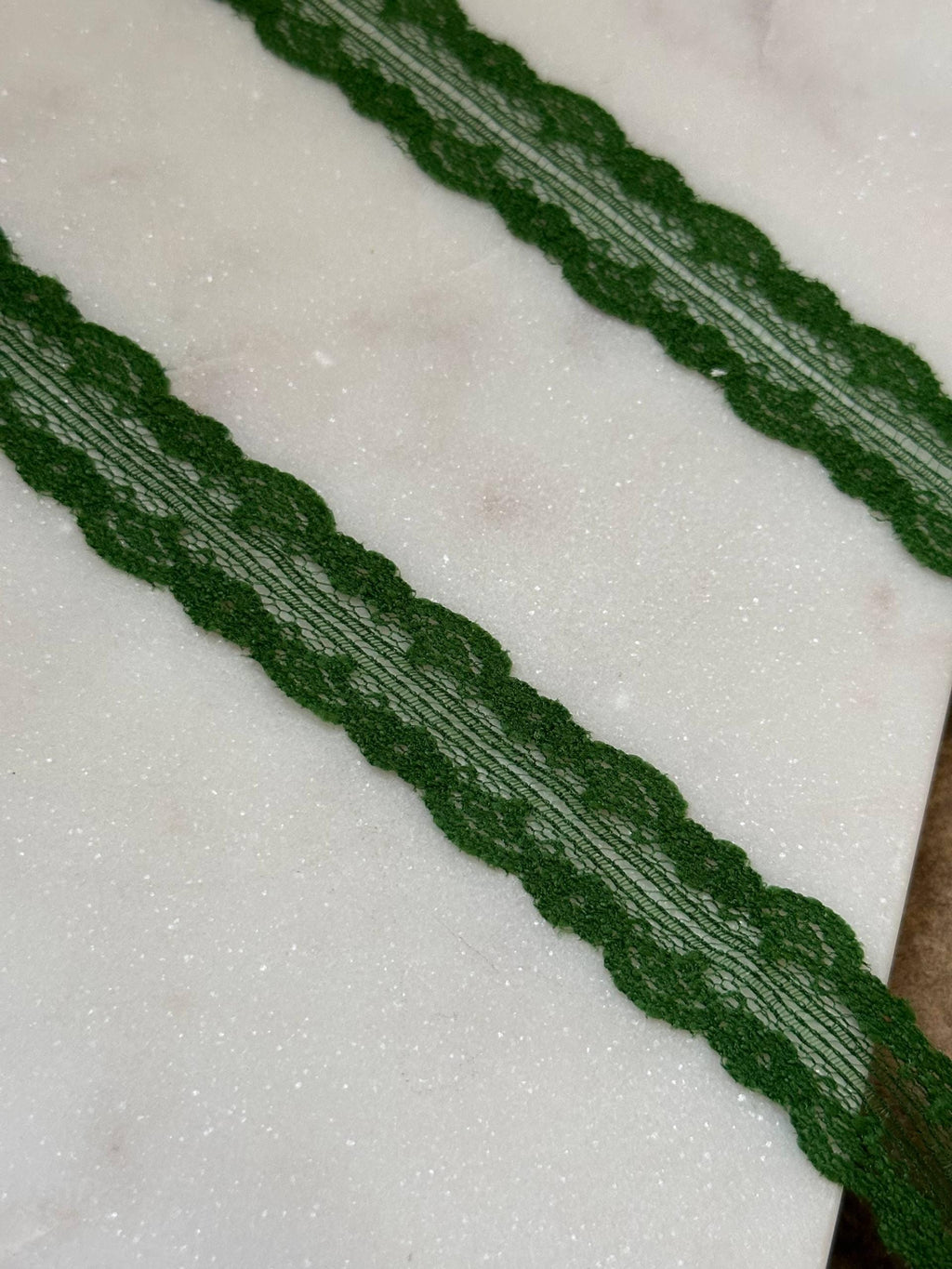 Forest Christmas Green Splitable Non-Stretch Lace Trim by the Yard, Dual Edge Narrow Ribbon for Crafts, 0.75", Retail Wholesale Bulk